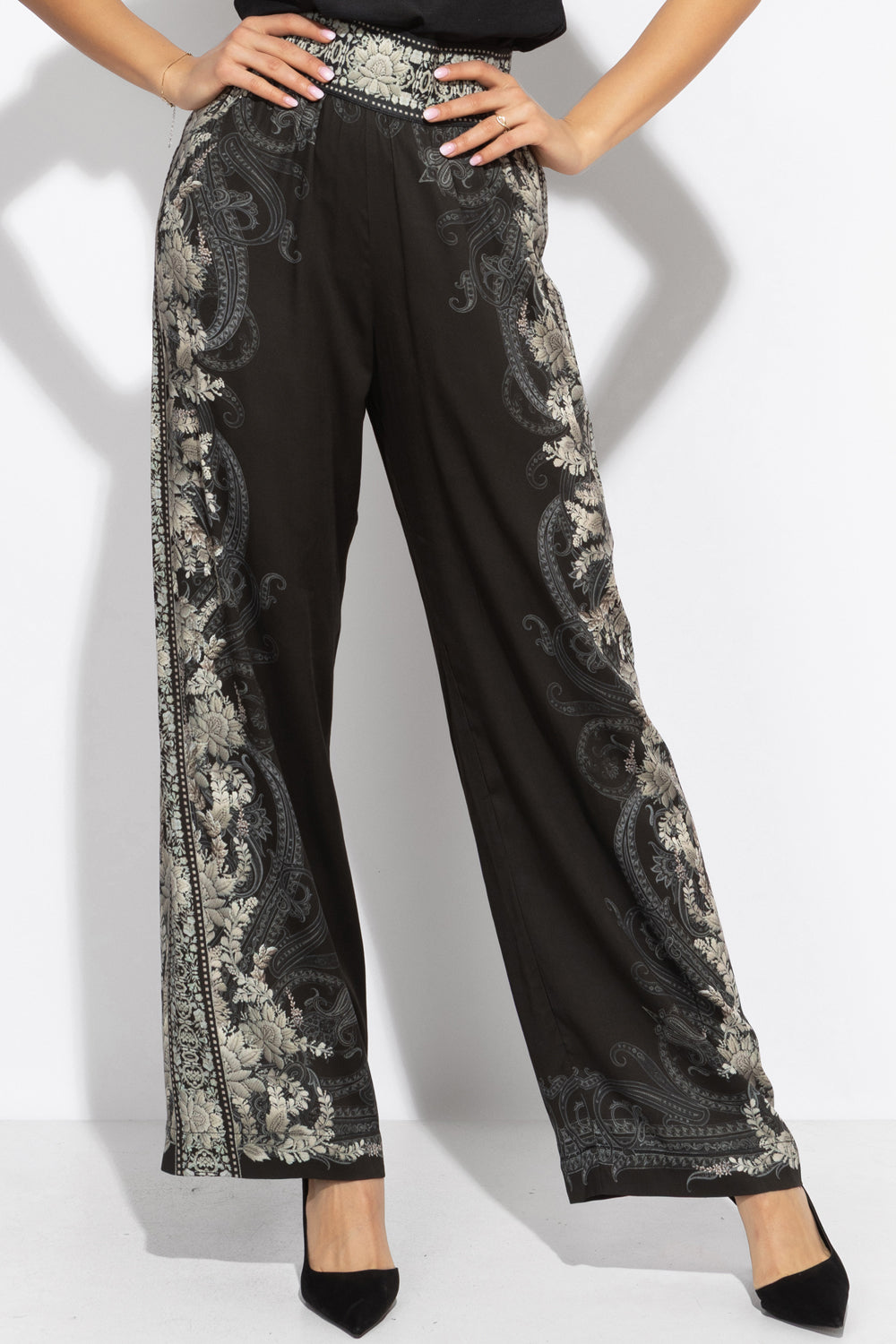 PANTALON LARGE EN VISCOSE AVEC TAILLE ÉLASTIQUE – LOTUS GELÉ
