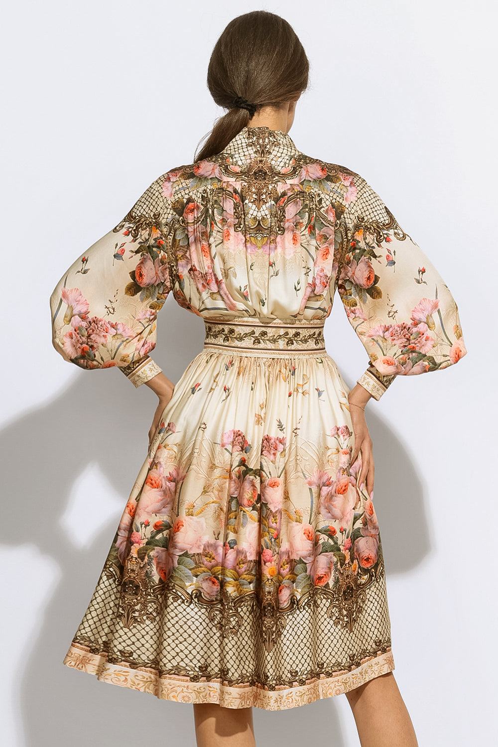 Robe longue à manches longues en viscose bohème - Fleurs baroques