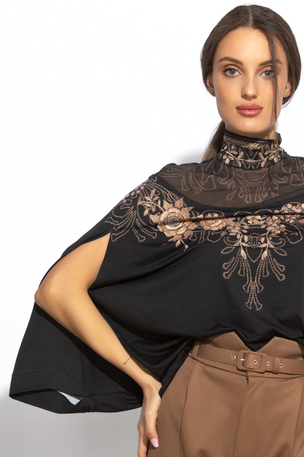 BLOUSE GRATUITE - ROSES DORÉES