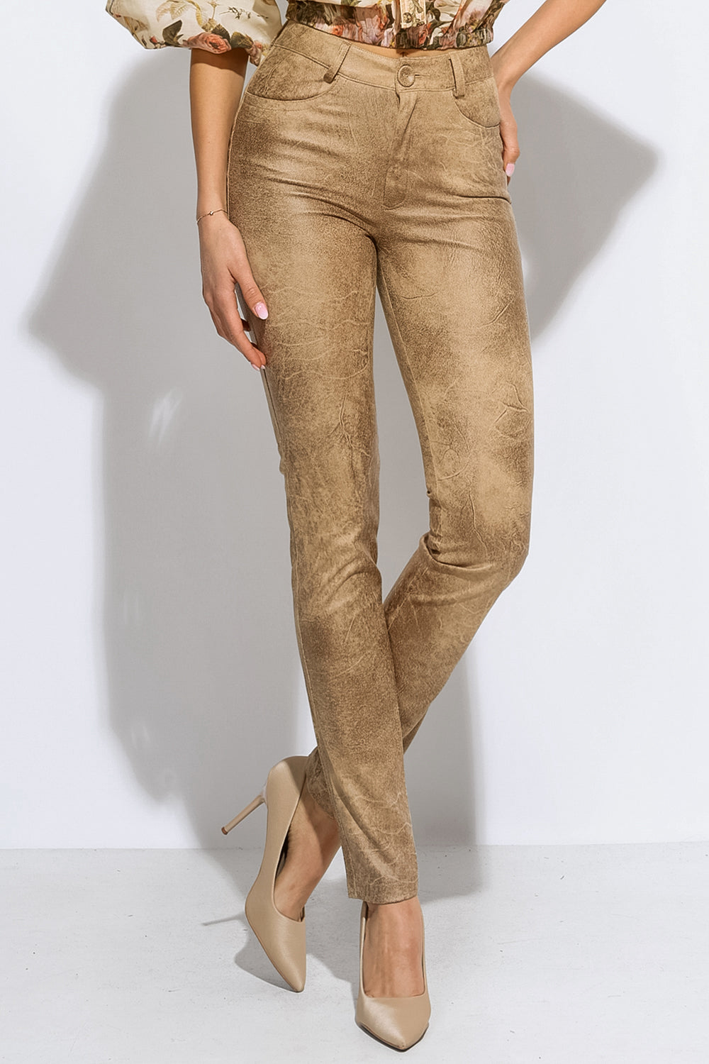 SKINNY 5-POCKET PANTS IN CAPPUCCINO - ESSENTIALS