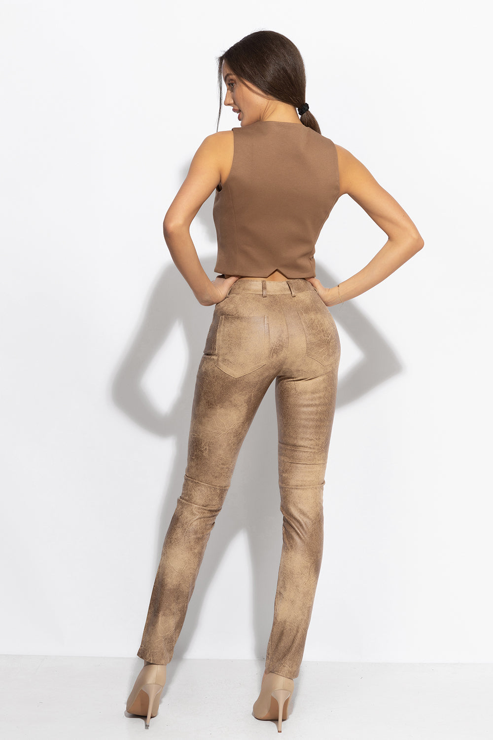 VISCOSE BLEND VEST IN BEIGE - ESSENTIALS