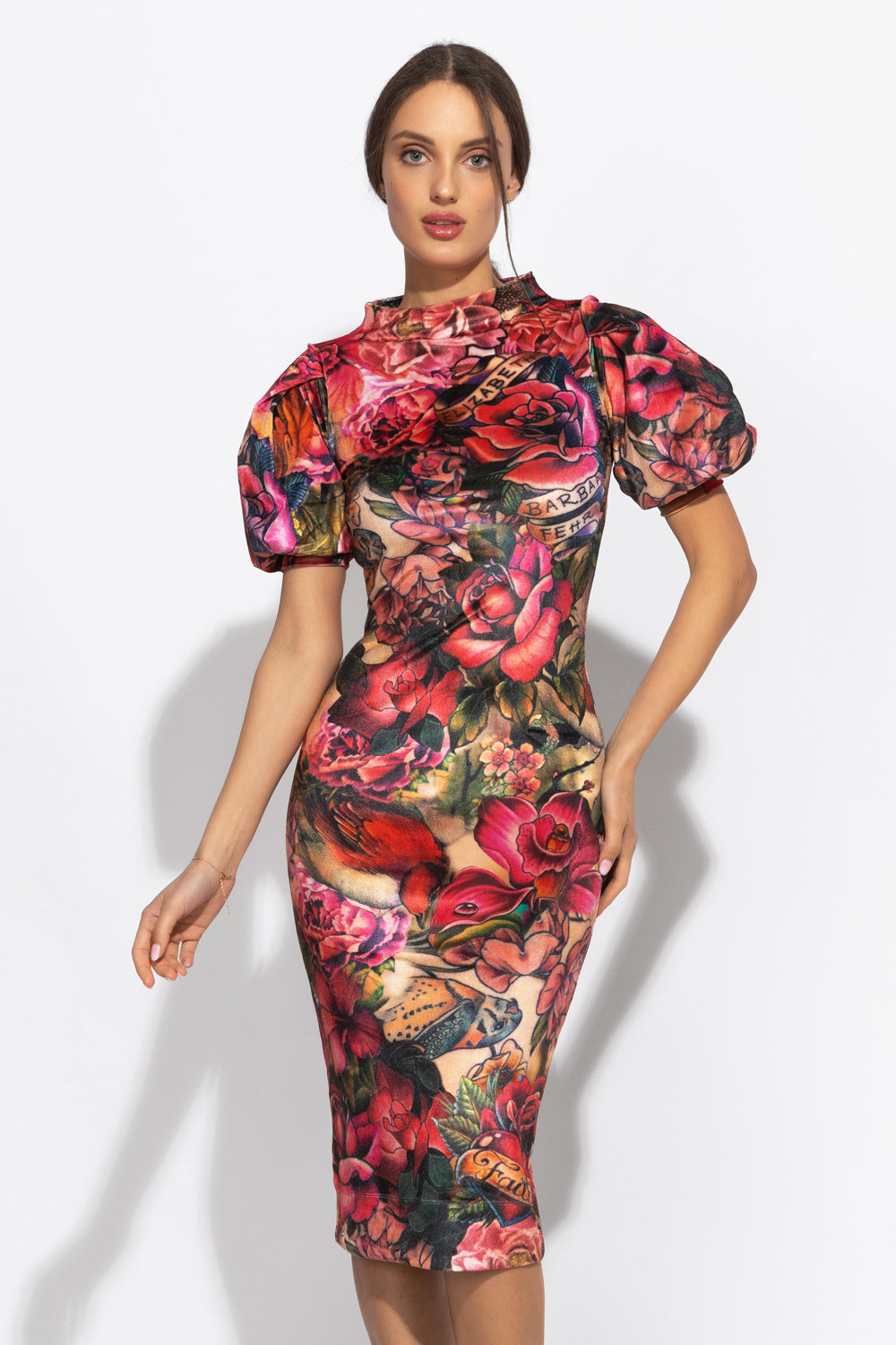 FITTED DRESS MADE OF SMOOTH VELVET - TATTOO STAR