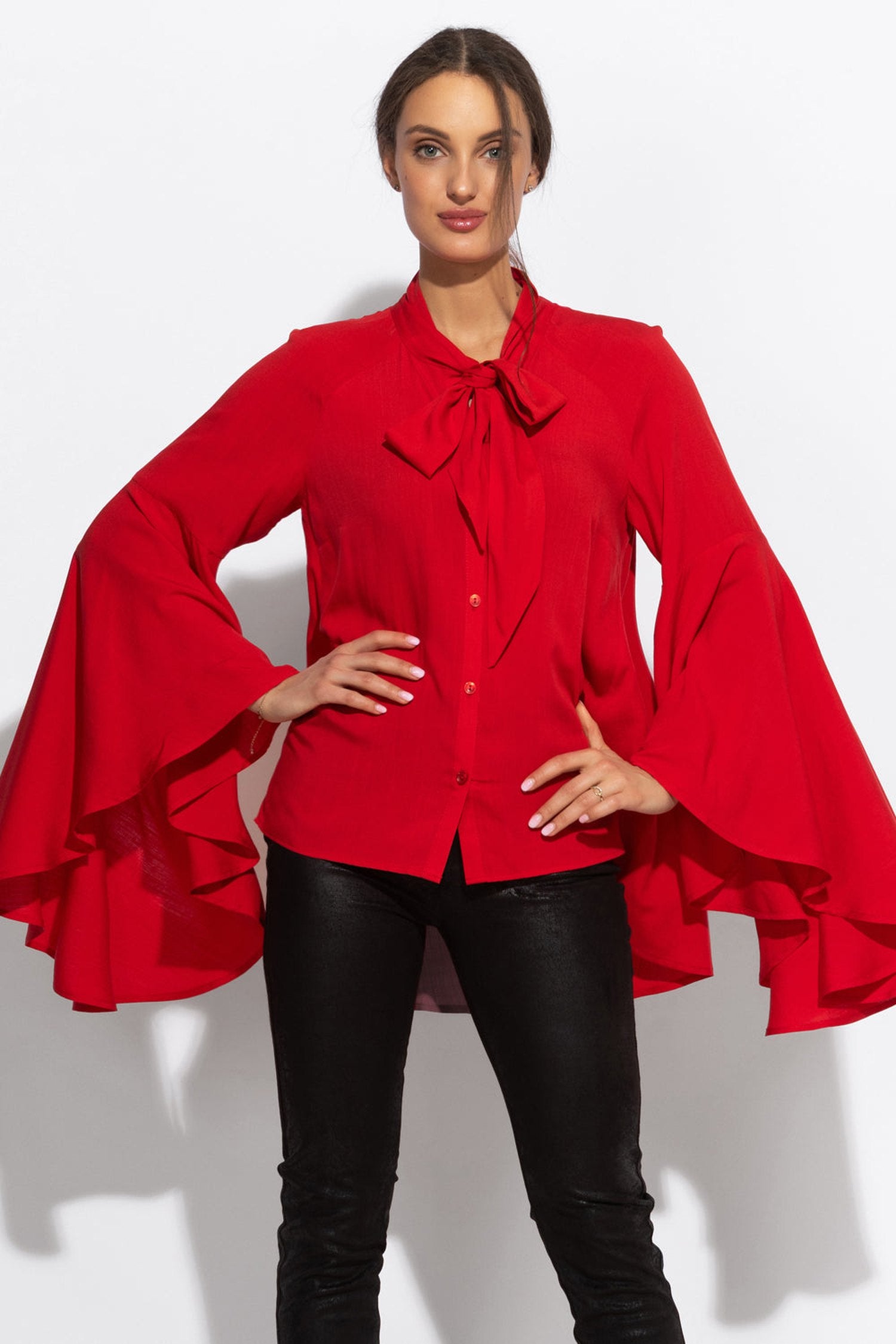 BLOUSE ROUGE EN VISCOSE AVEC MANCHES ÉVASÉES - ESSENTIELS