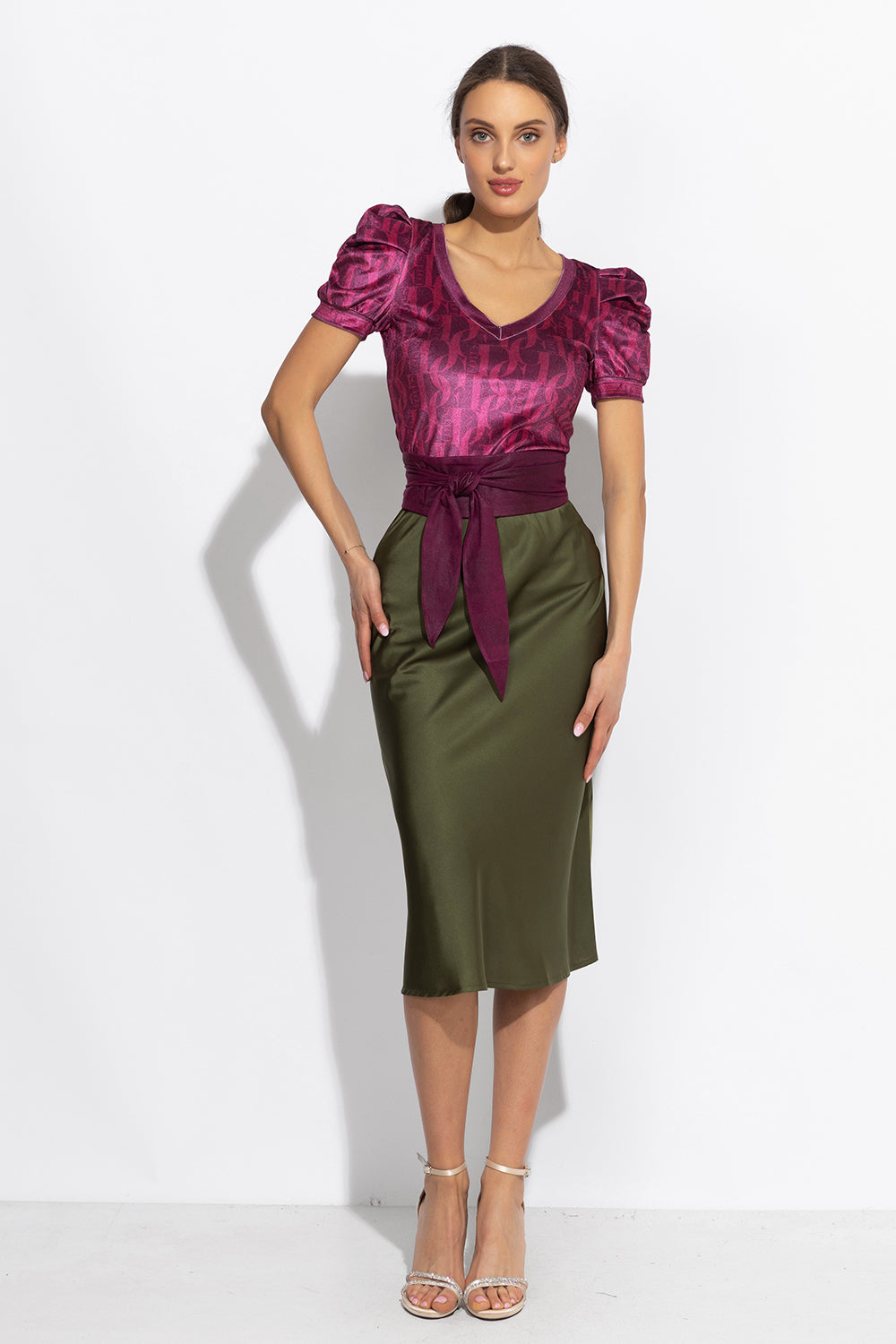 BIAS-CUT SATIN SKIRT WITH ELASTIC WAISTBAND IN OLIVE GREEN - ESSENTIALS