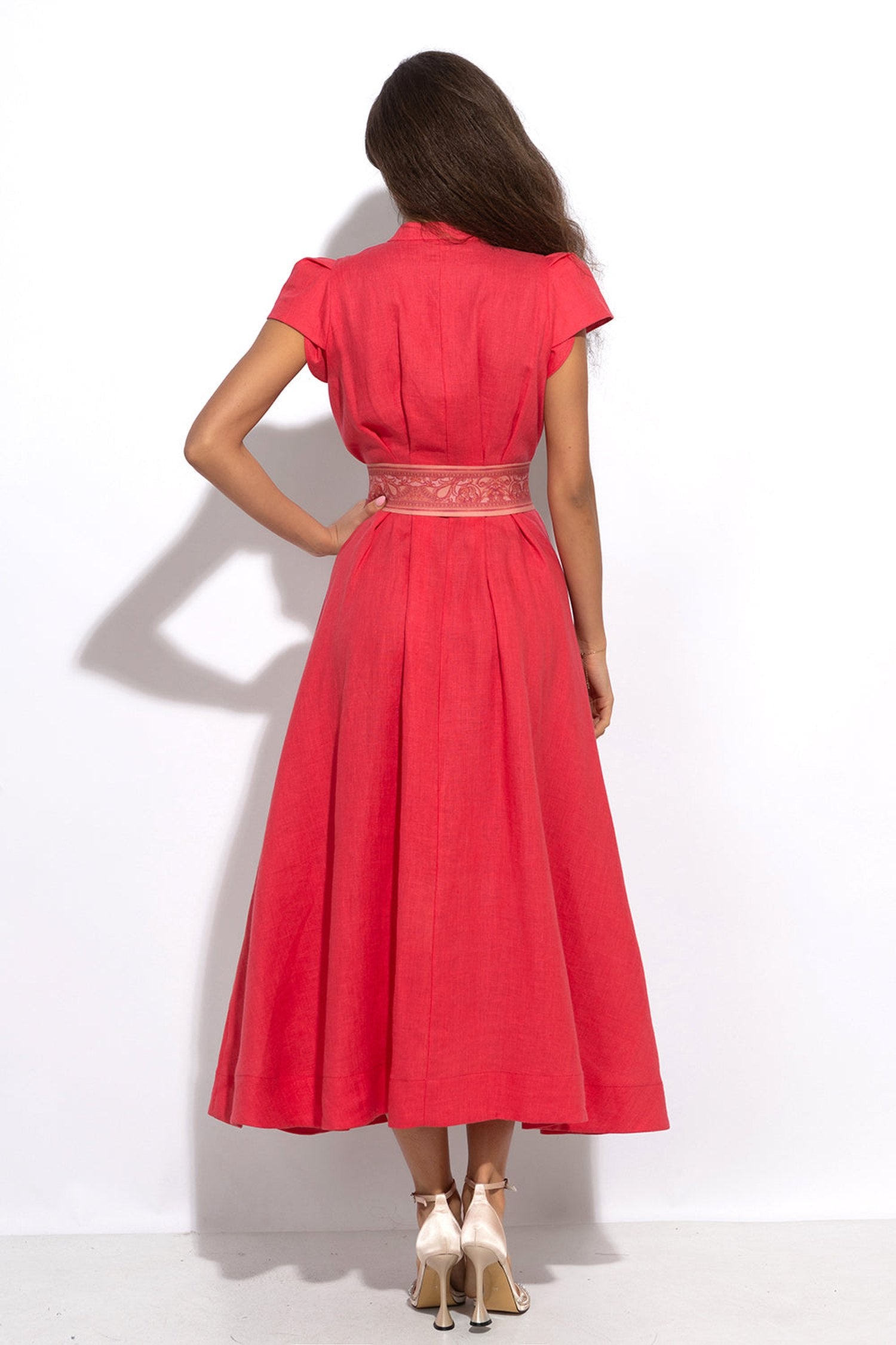 LONG FLARED LINEN DRESS IN FUCHSIA - ESSENTIALS JIORO ДЪЛГА РАЗКРОЕНА РОКЛЯ ОТ ЛЕН В ЦВЯТ ФУКСИЯ – ESSENTIALS JIORO