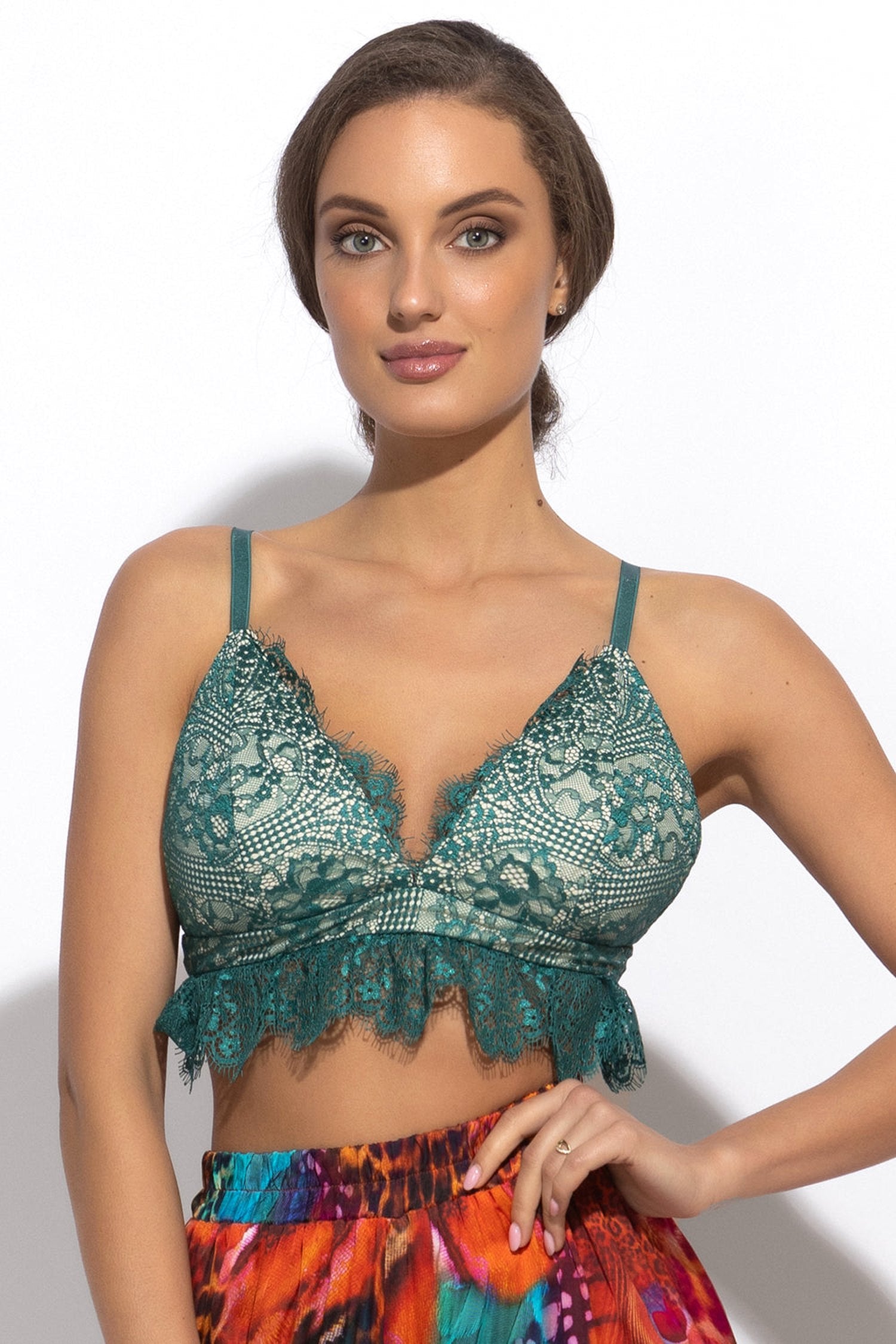 TOP EN DENTELLE VERTE - ESSENTIELS