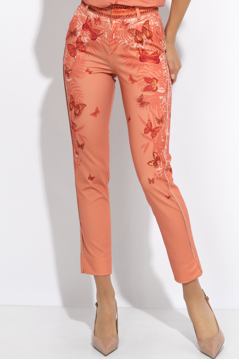 CLASSIC VISCOSE PANTS - PAPAYA BUTTERFLIES JIORO ПАНТАЛОН С КЛАСИЧЕСКА КРОЙКА - PAPAYA BUTTERFLIES JIORO