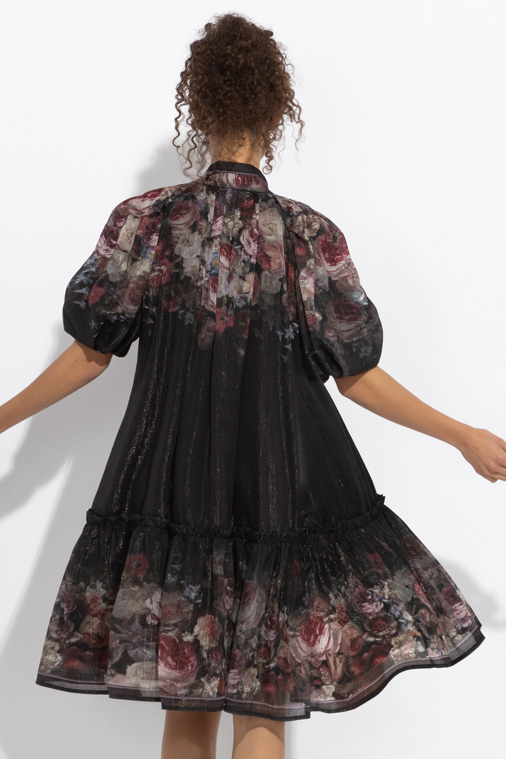 ROBE AVEC MANCHES BOUFFANTES - FLEURS VINTAGES