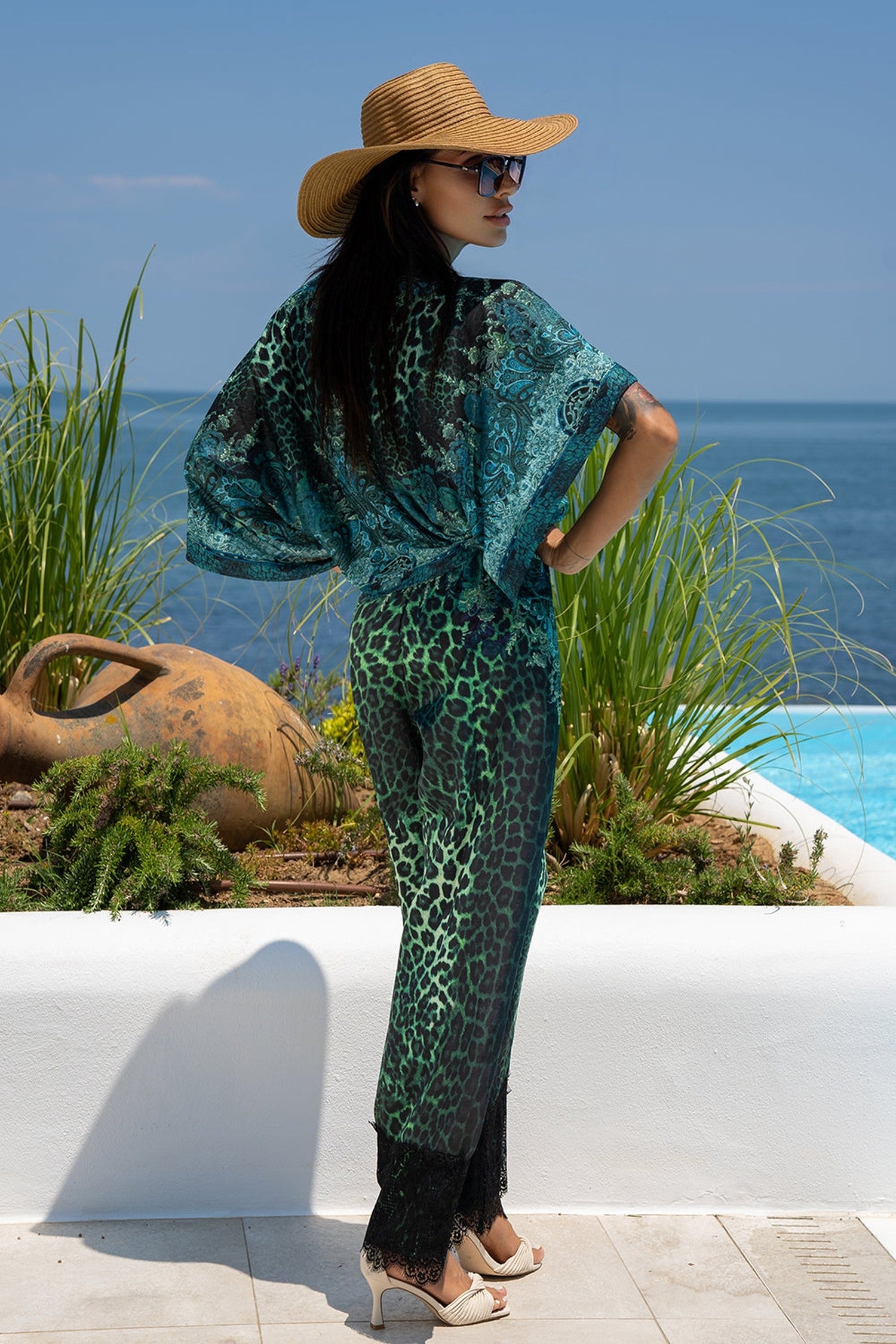 VISCOSE LOOSE TROUSERS - LEO NEON GREEN JIORO СВОБОДЕН ПАНТАЛОН ОТ ЛЪСКАВА ВИСКОЗА - LEO NEON GREEN JIORO