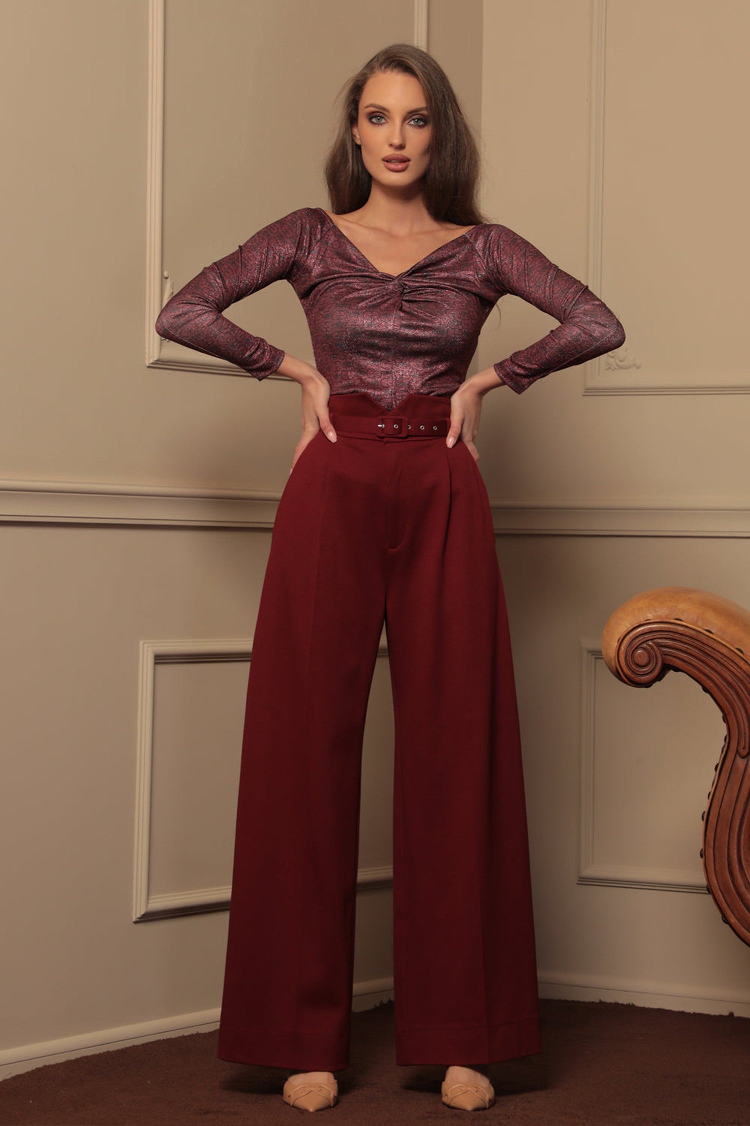 PANTALONS BORDEAUX ESSENTIELS EN MÉLANGE DE VISCOSE TAILLE HAUTE