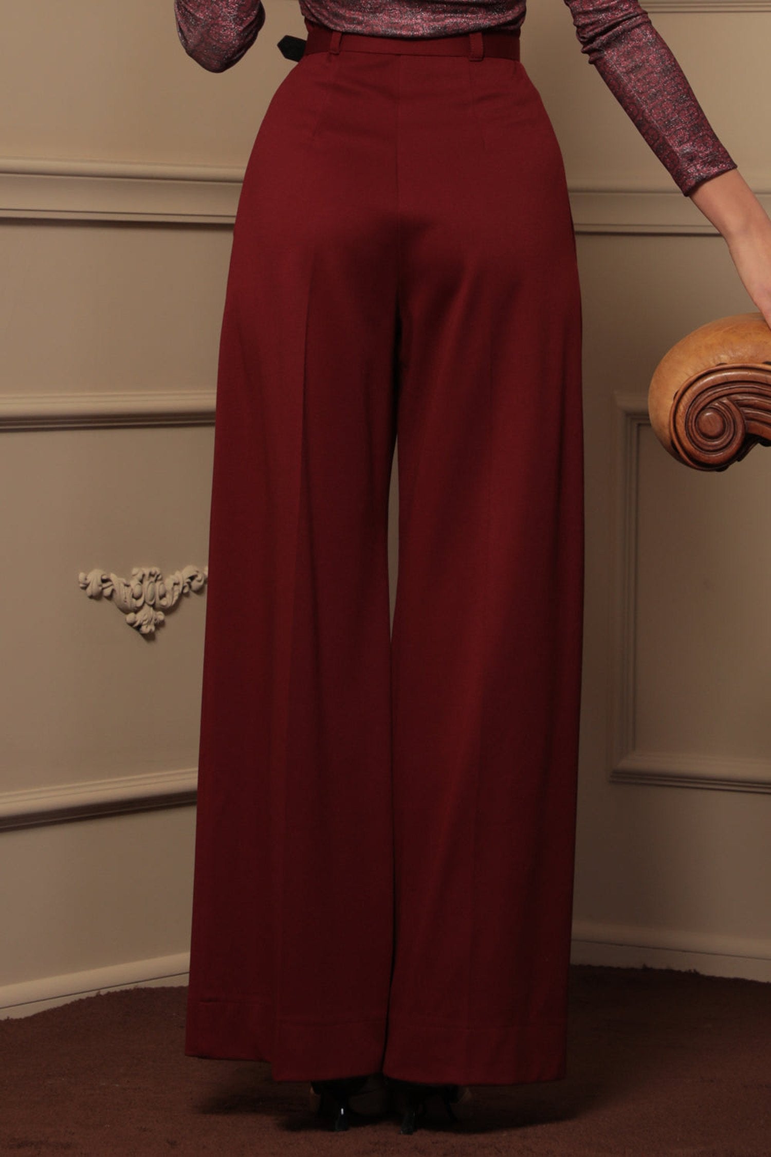 PANTALONS BORDEAUX ESSENTIELS EN MÉLANGE DE VISCOSE TAILLE HAUTE