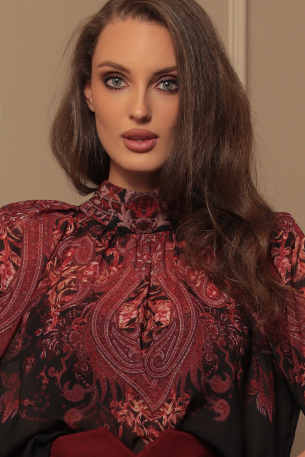 SHIRT WITH STATEMENT SLEEVES - PAISLEY DARK JIORO РИЗА С БОГАТИ РЪКАВИ - PAISLEY DARK JIORO