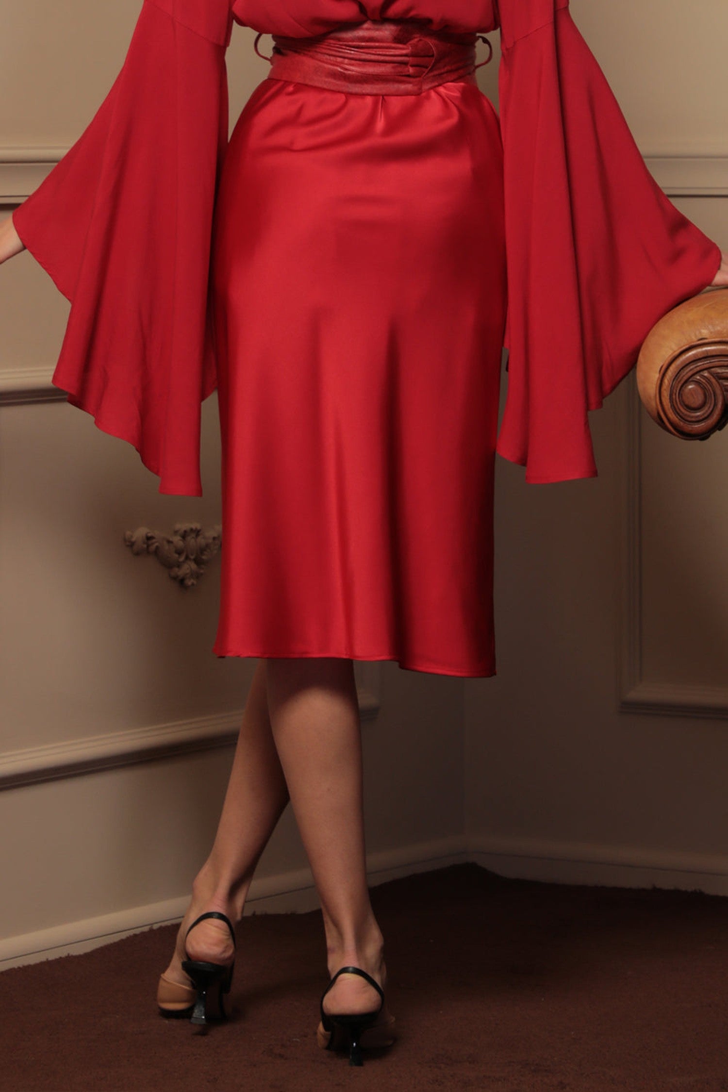JUPE EN SATIN COUPE BIAIS AVEC TAILLE ÉLASTIQUE - ESSENTIELS