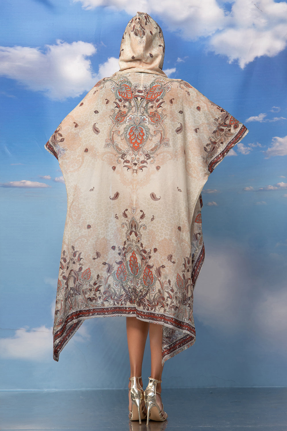 SILK AND COTTON KIMONO WITH HOOD – PAISLEY BEIGE