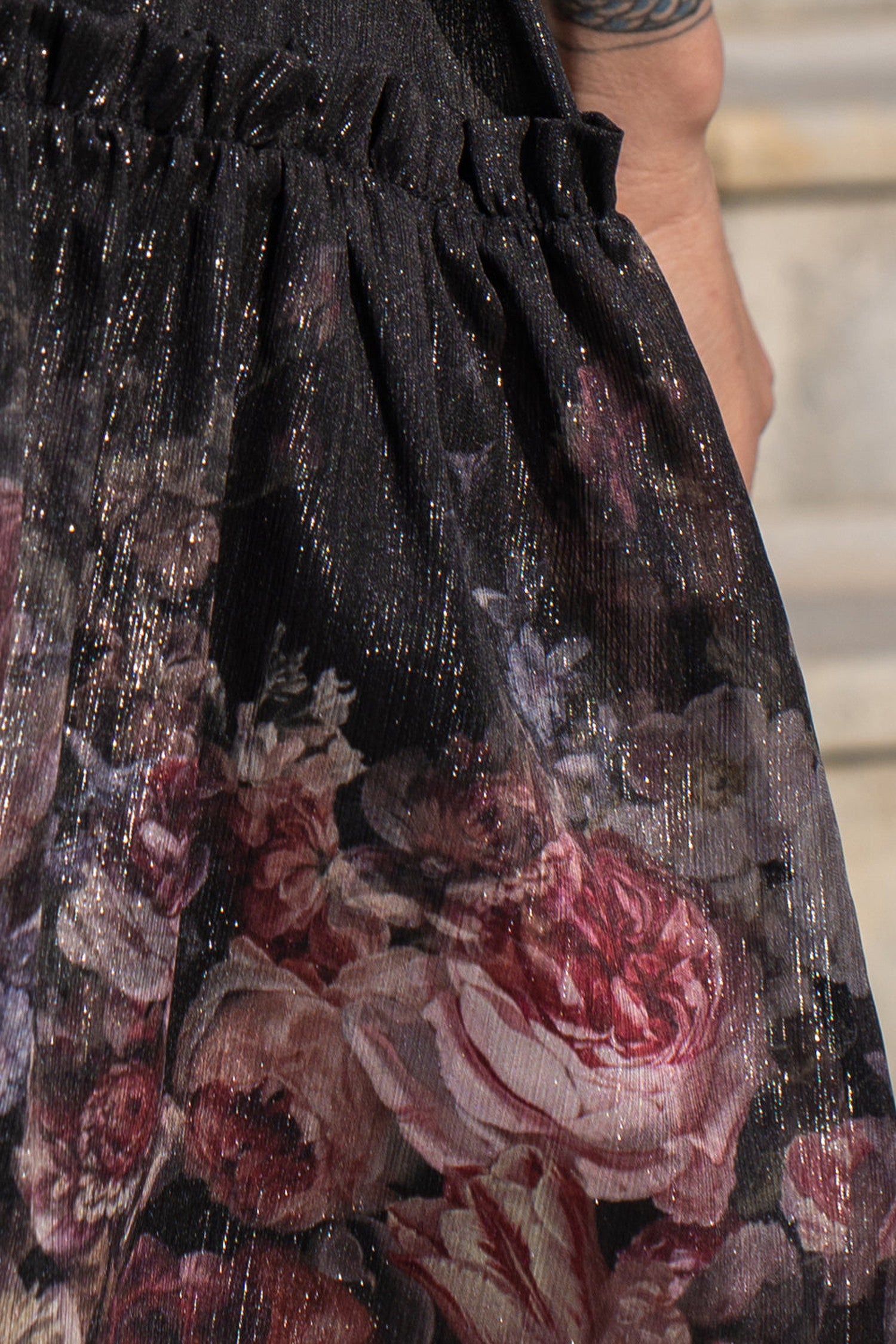 ROBE AVEC MANCHES BOUFFANTES - FLEURS VINTAGES
