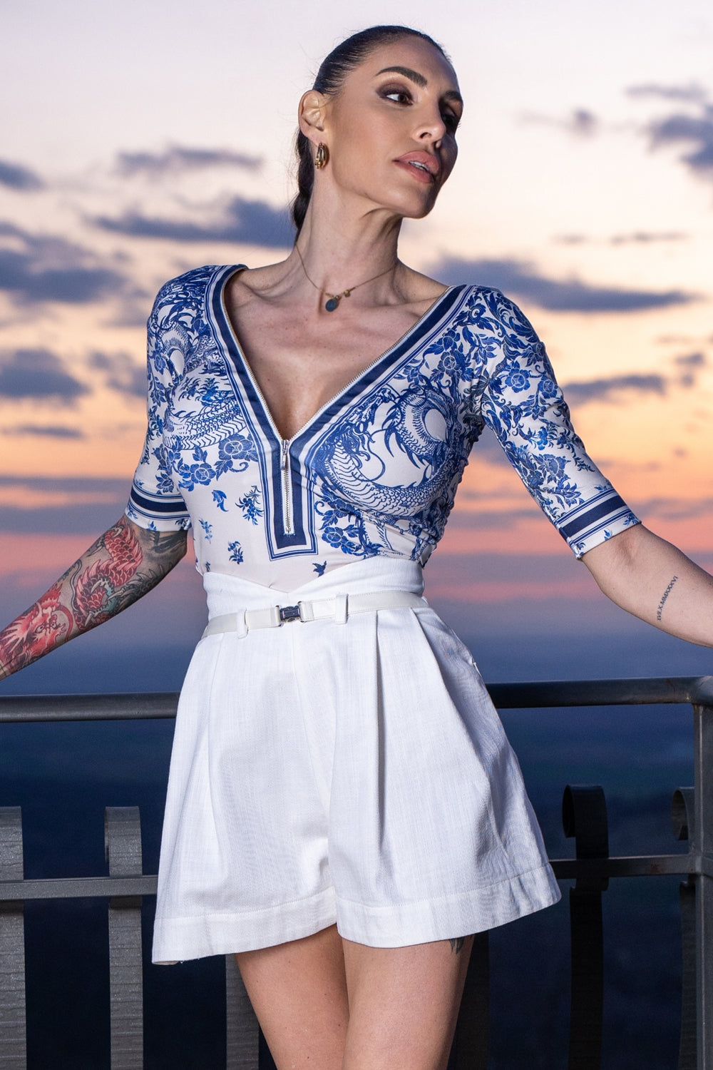 HIGH WAIST WHITE DENIM BERMUDA - ESSENTIALS