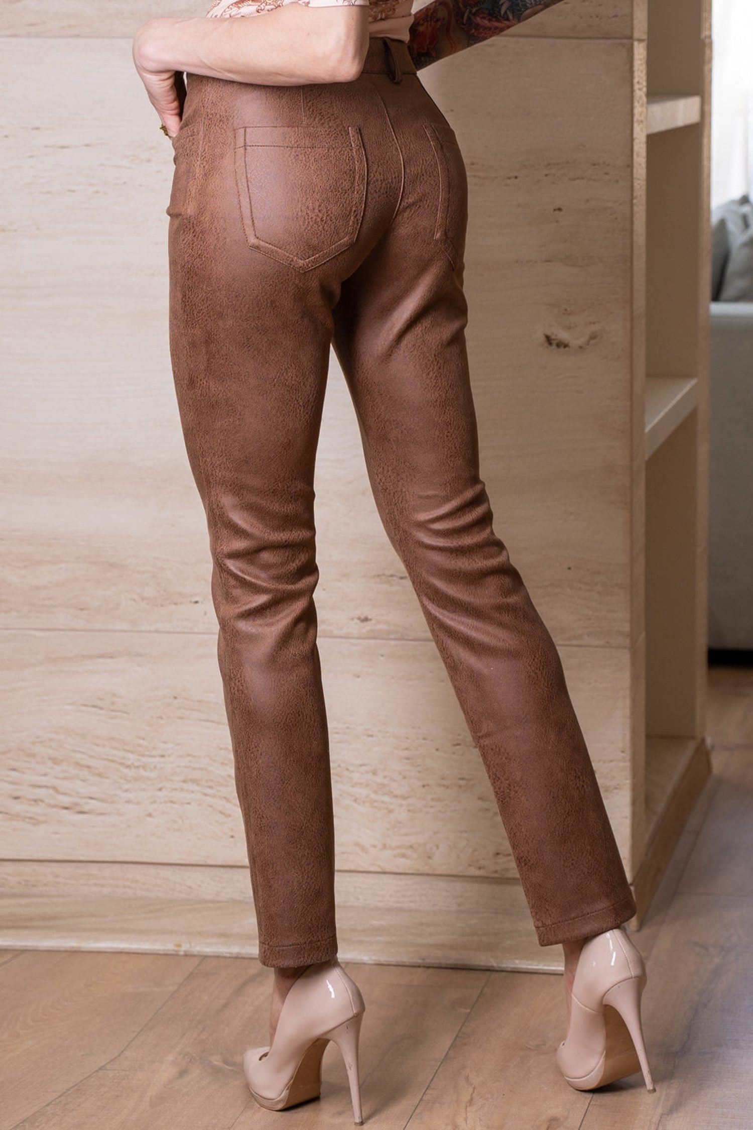 Pantalon slim taille haute marron - essentiels