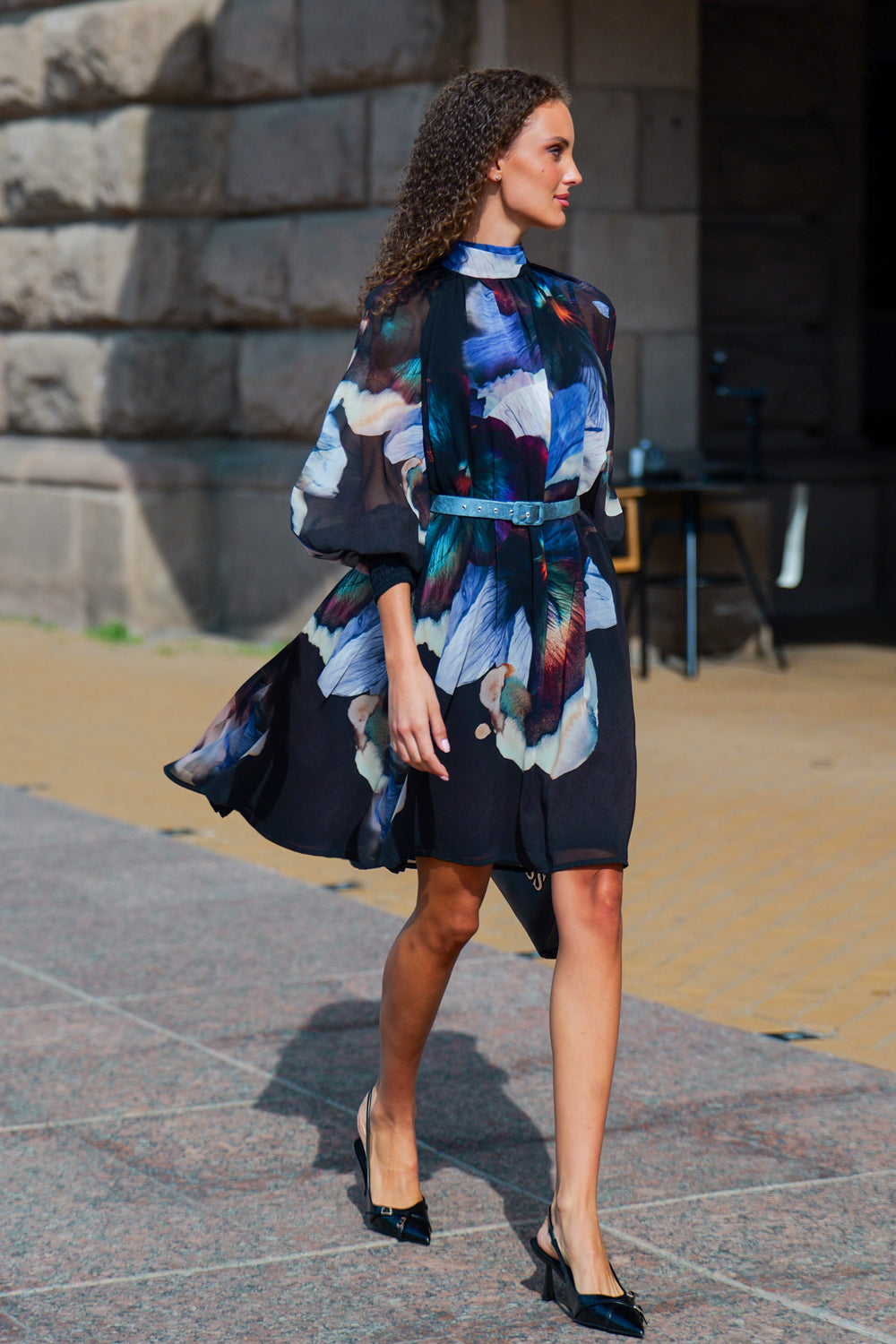 RELAXED DRESS WITH BALLOON RAGLAN SLEEVES AND BACK TIE - VIOLET