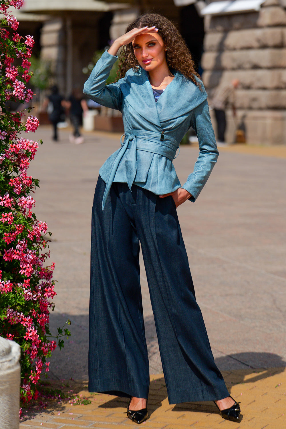 SUEDE-LOOK BLAZER WITH ASYMMETRICAL CLOSURE IN BLUE - ESSENTIALS JIORO БЛЕЙЗЕР С ШАЛ ЯКА ОТ ВЕЛУР В АЗУРНО СИНЬО - ESSENTIALS JIORO