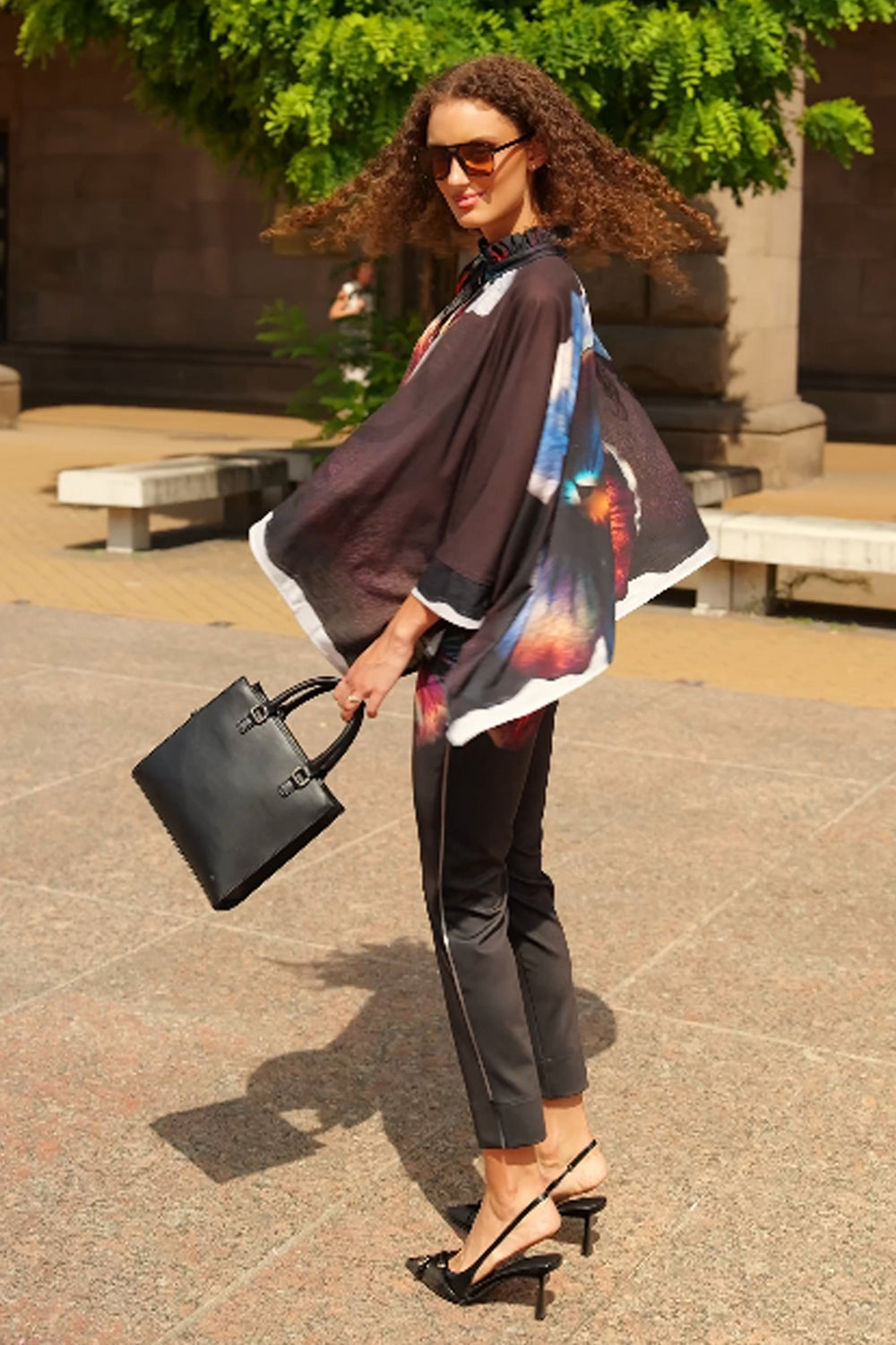 SQUARE TUNIC WITH RUFFLED COLLAR - VIOLET