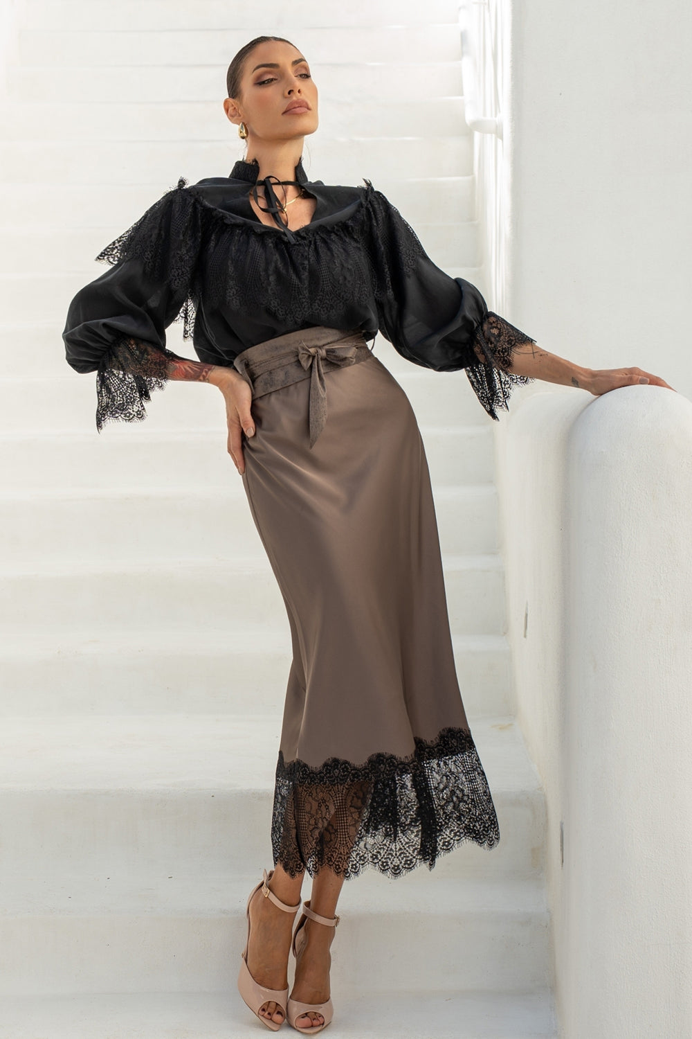 BIAS-CUT SATIN SKIRT WITH LACE AND ELASTIC WAISTBAND IN FANGO - ESSENTIALS