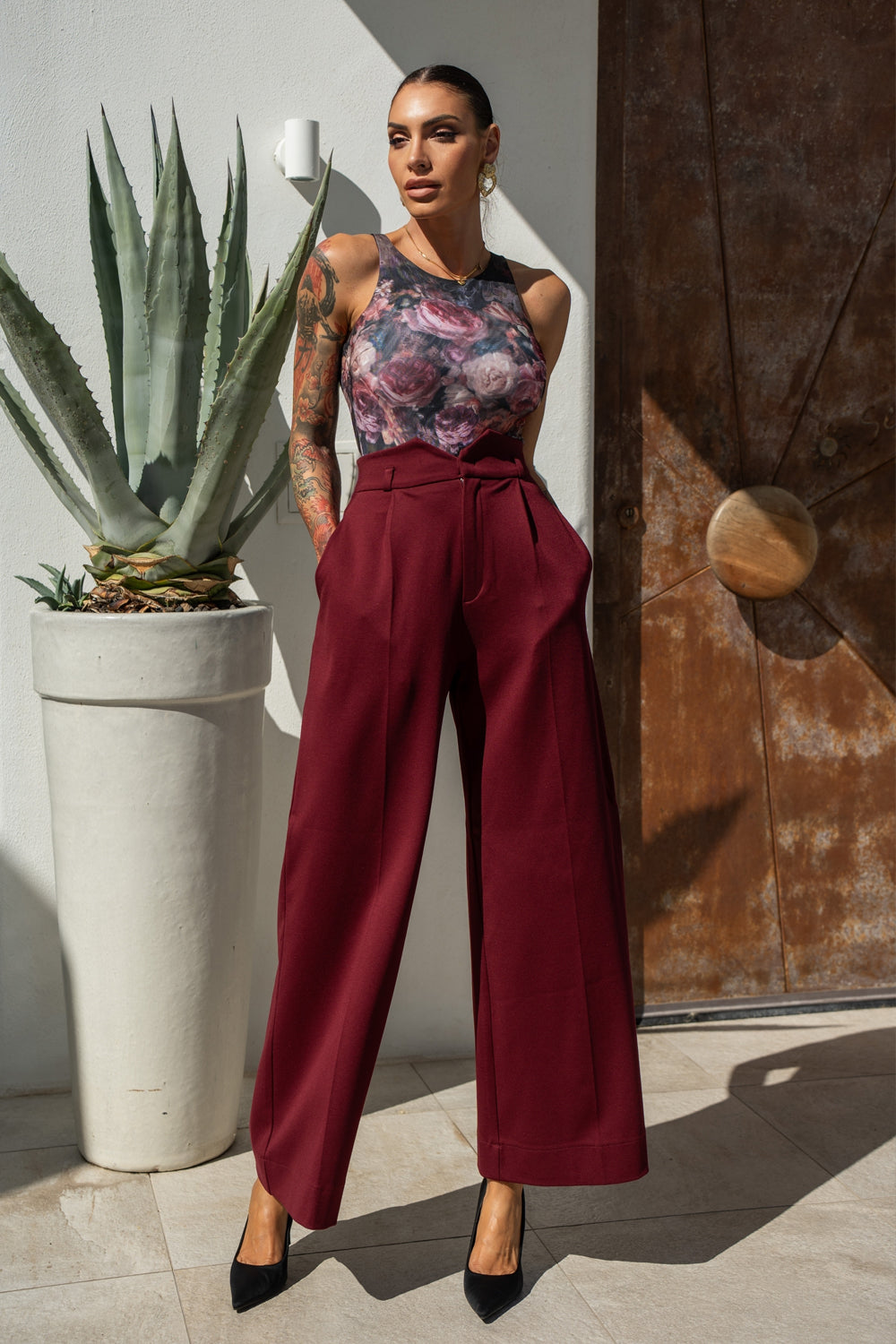 PANTALONS BORDEAUX ESSENTIELS EN MÉLANGE DE VISCOSE TAILLE HAUTE