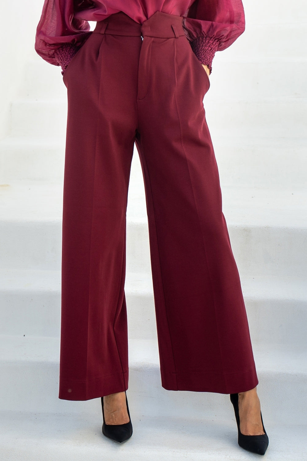 PANTALONS BORDEAUX ESSENTIELS EN MÉLANGE DE VISCOSE TAILLE HAUTE