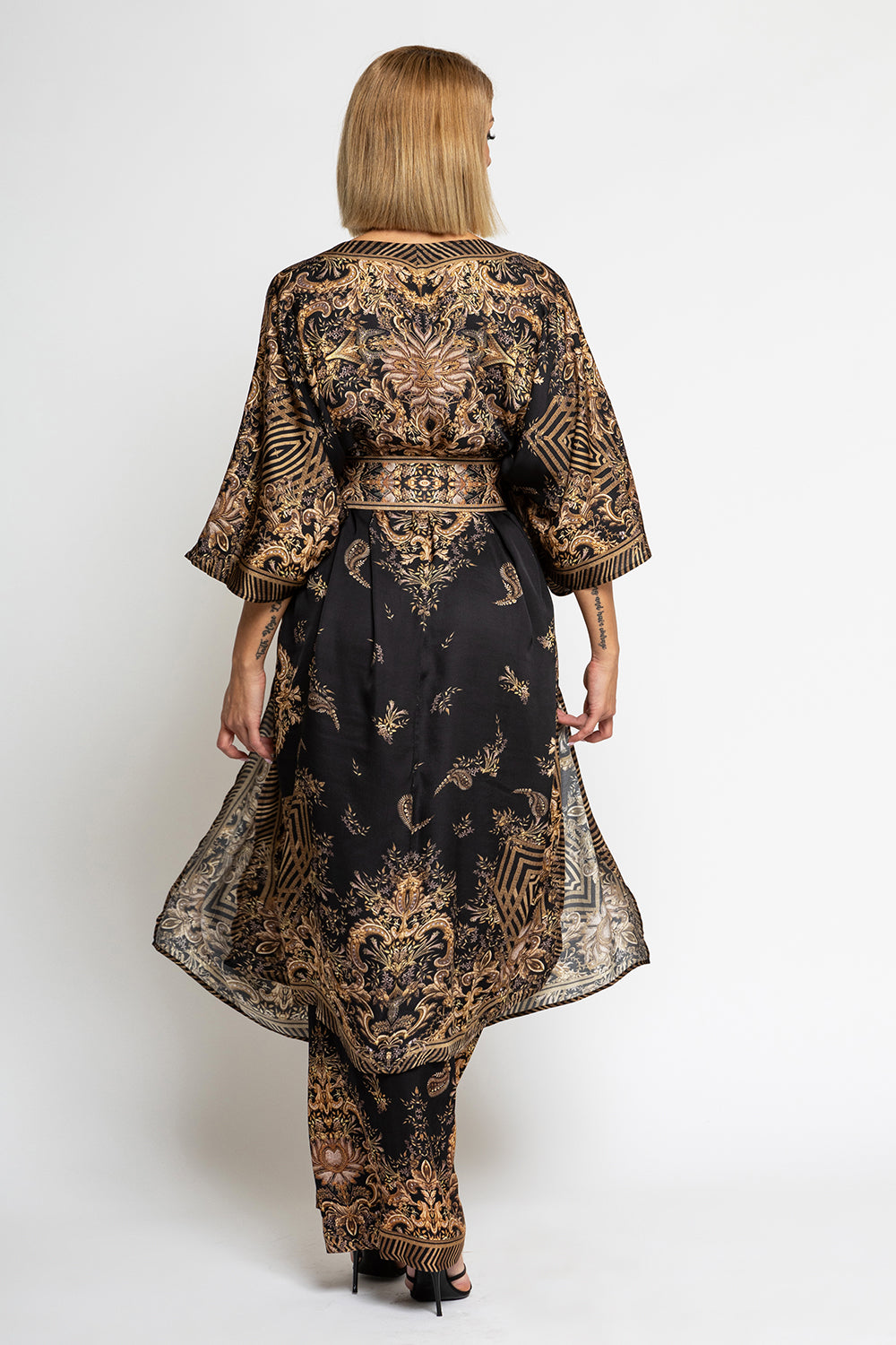SATIN VISCOSE CAFTAN - GOLDEN STRIPES