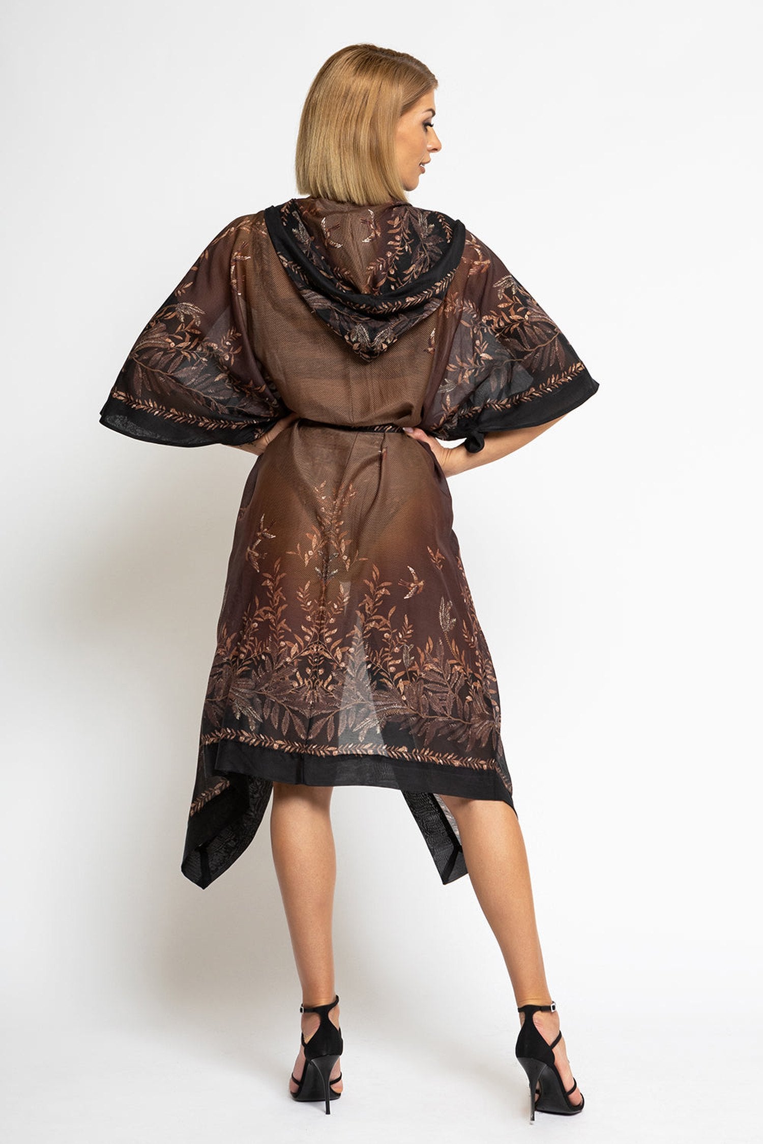 Robe kimono en coton et soie avec capuche - Jardin secret