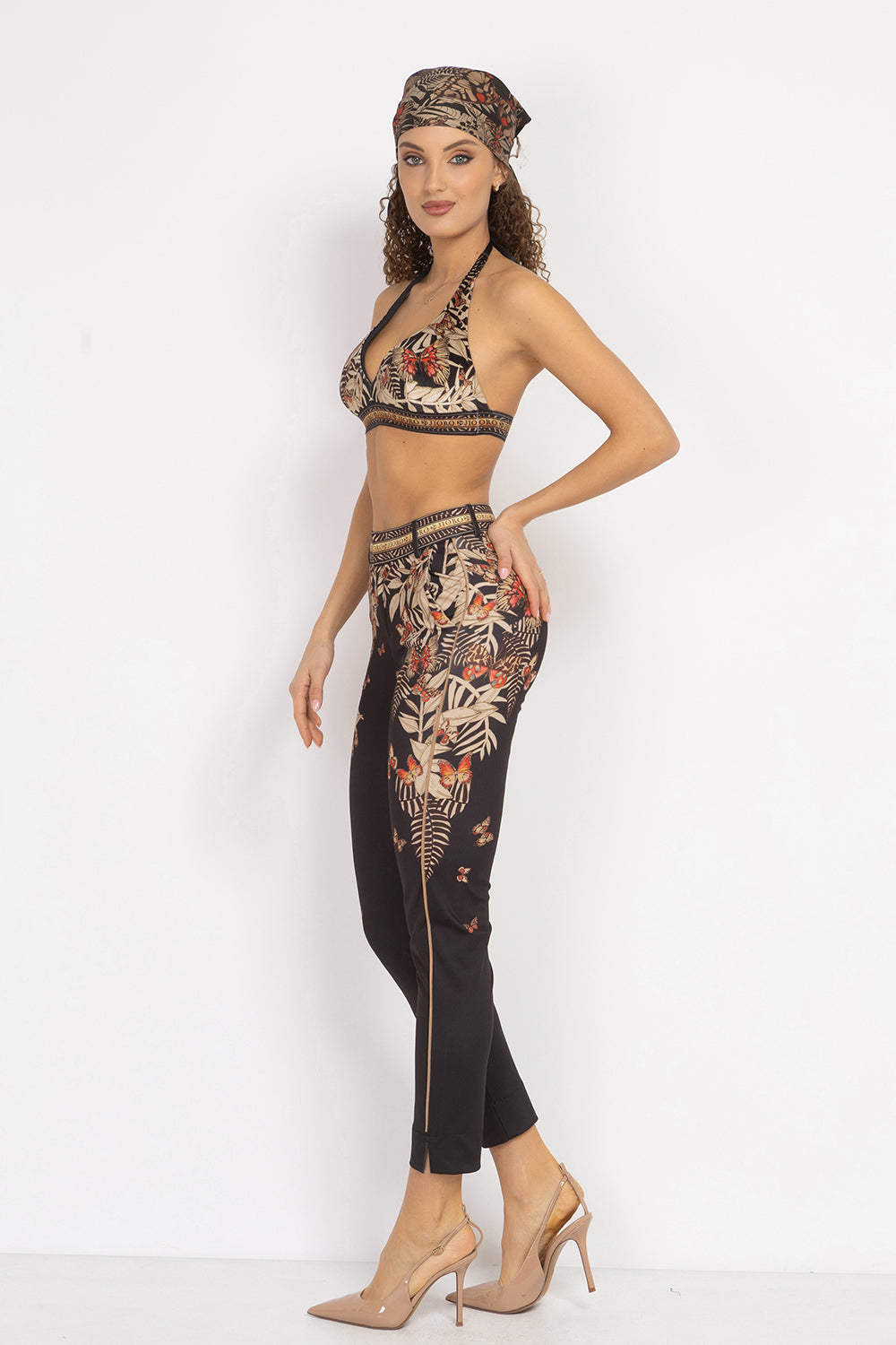 TRIANGLE VELVET TOP - MIDNIGHT BUTTERFLIES JIORO ГОРНИЩЕ ОТ КАДИФЕ ТИП ТРИЪГЪЛНИК - MIDNIGHT BUTTERFLIES JIORO