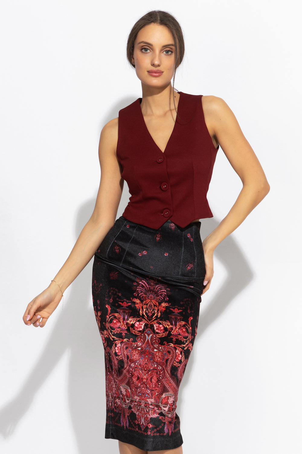 VISCOSE BLEND VEST IN BURGUNDY - ESSENTIALS