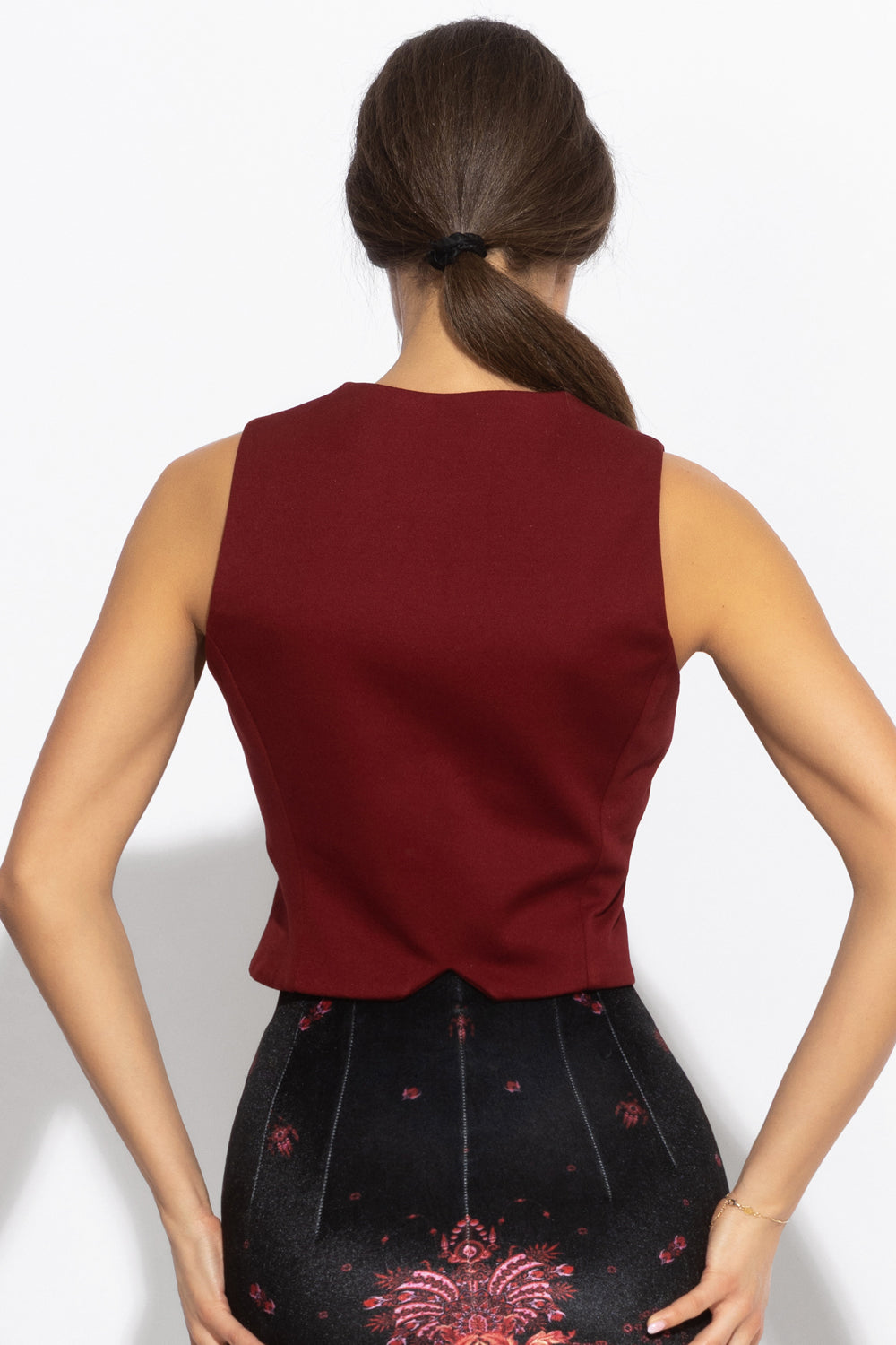 VISCOSE BLEND VEST IN BURGUNDY - ESSENTIALS