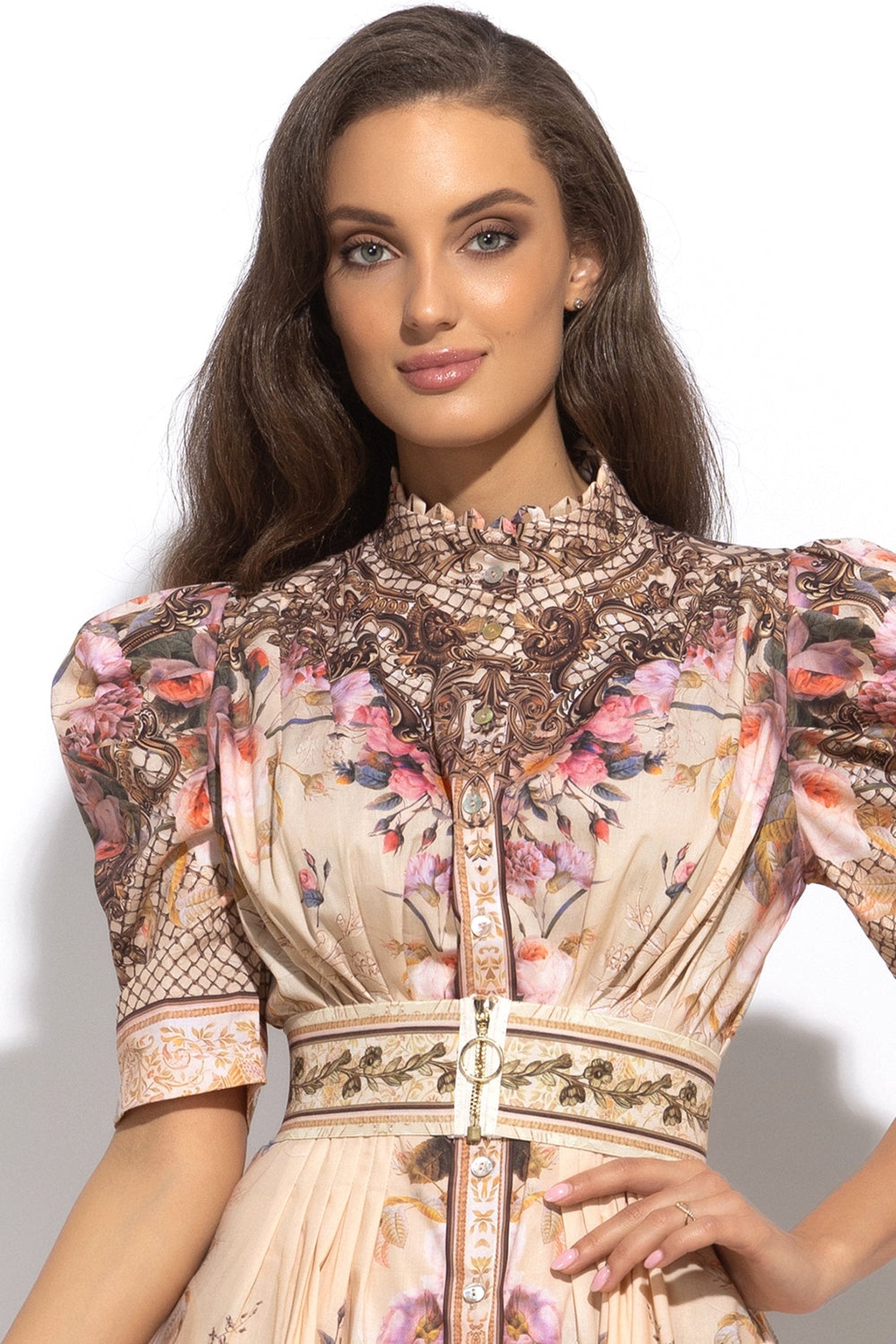 ROBE EN POPLINE AVEC MANCHES BOUFFANTES - FLEURS BAROQUES