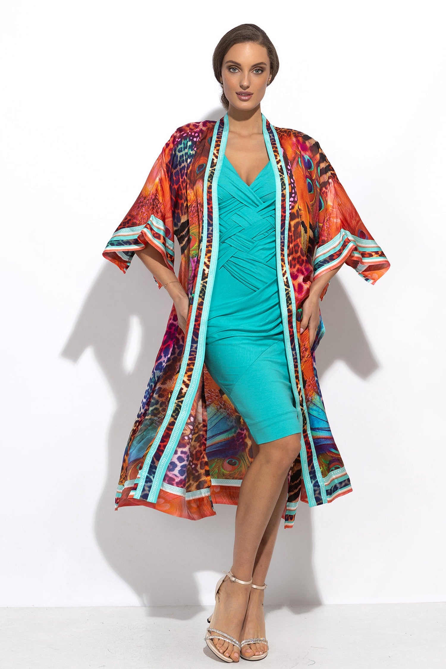 Robe en viscose avec détails torsadés en turquoise – Essentiels