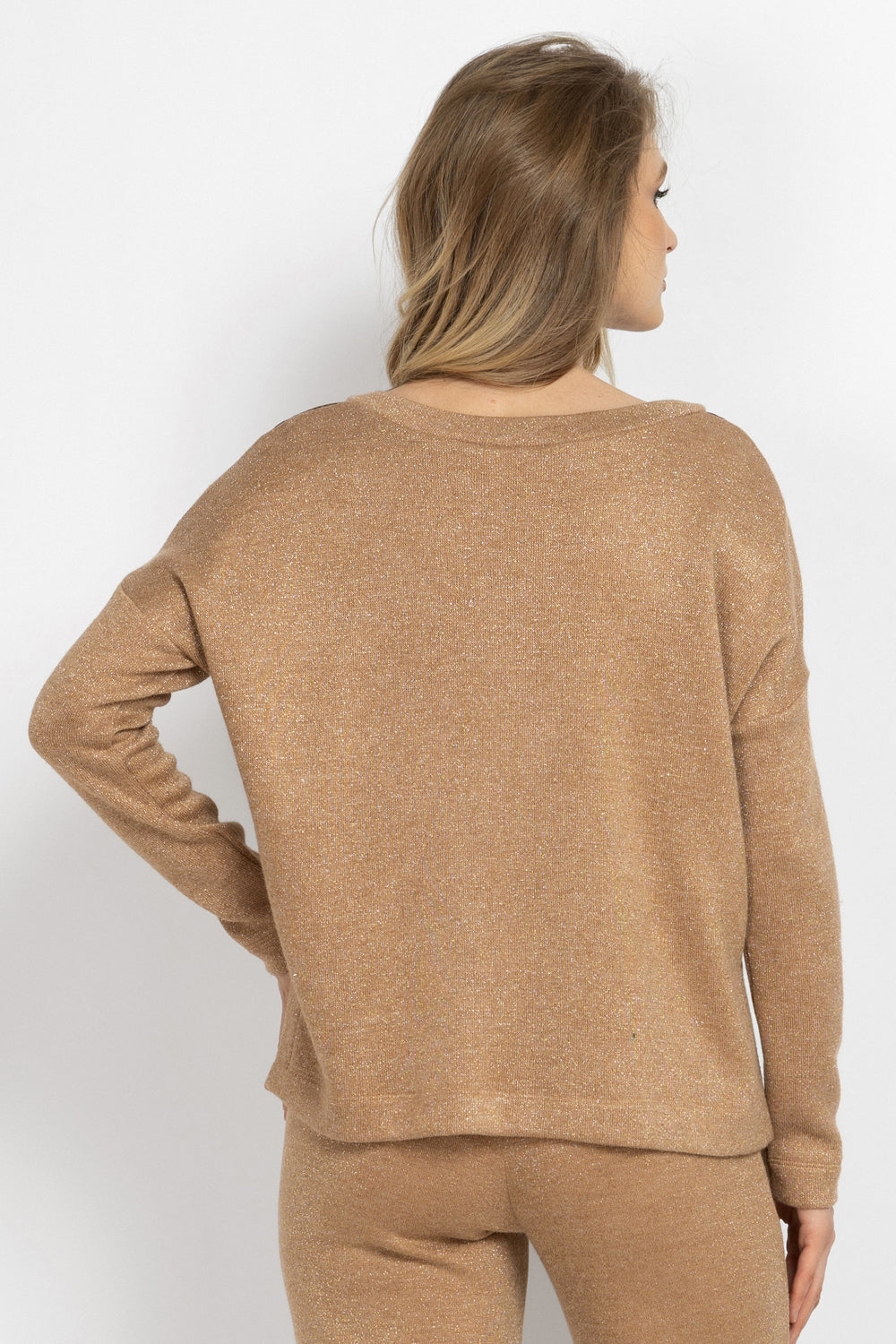 GOLD LUREX V-NECK TOP - ESSENTIALS