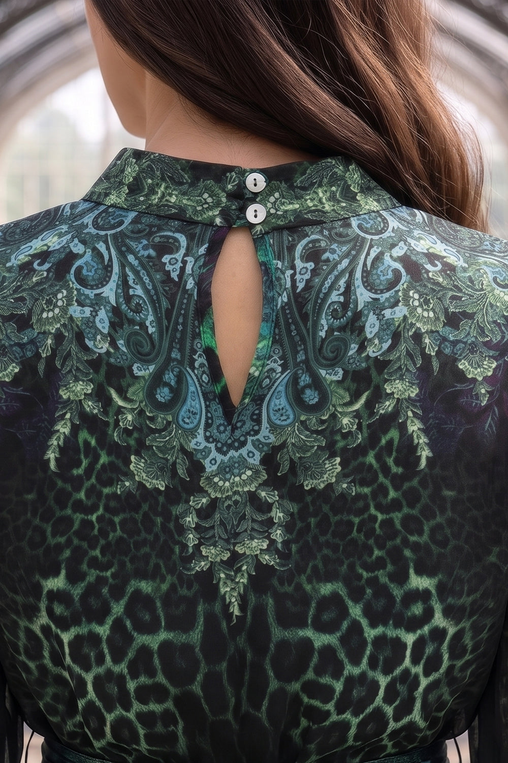 Caftan en satin de viscose avec plumes - Leo vert néon