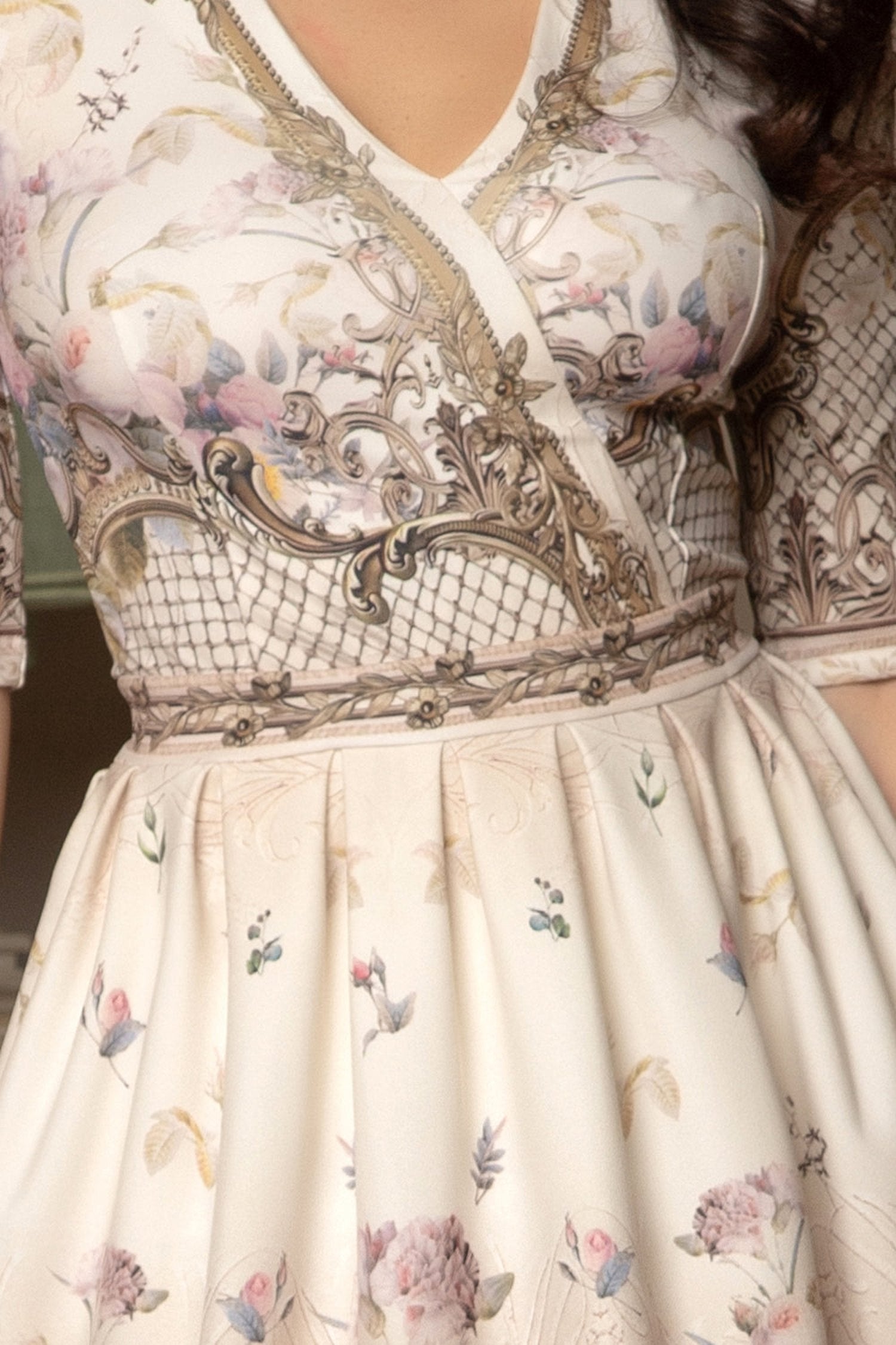 WRAPPED V-NECK BODYSUIT -  BAROQUE FLOWERS