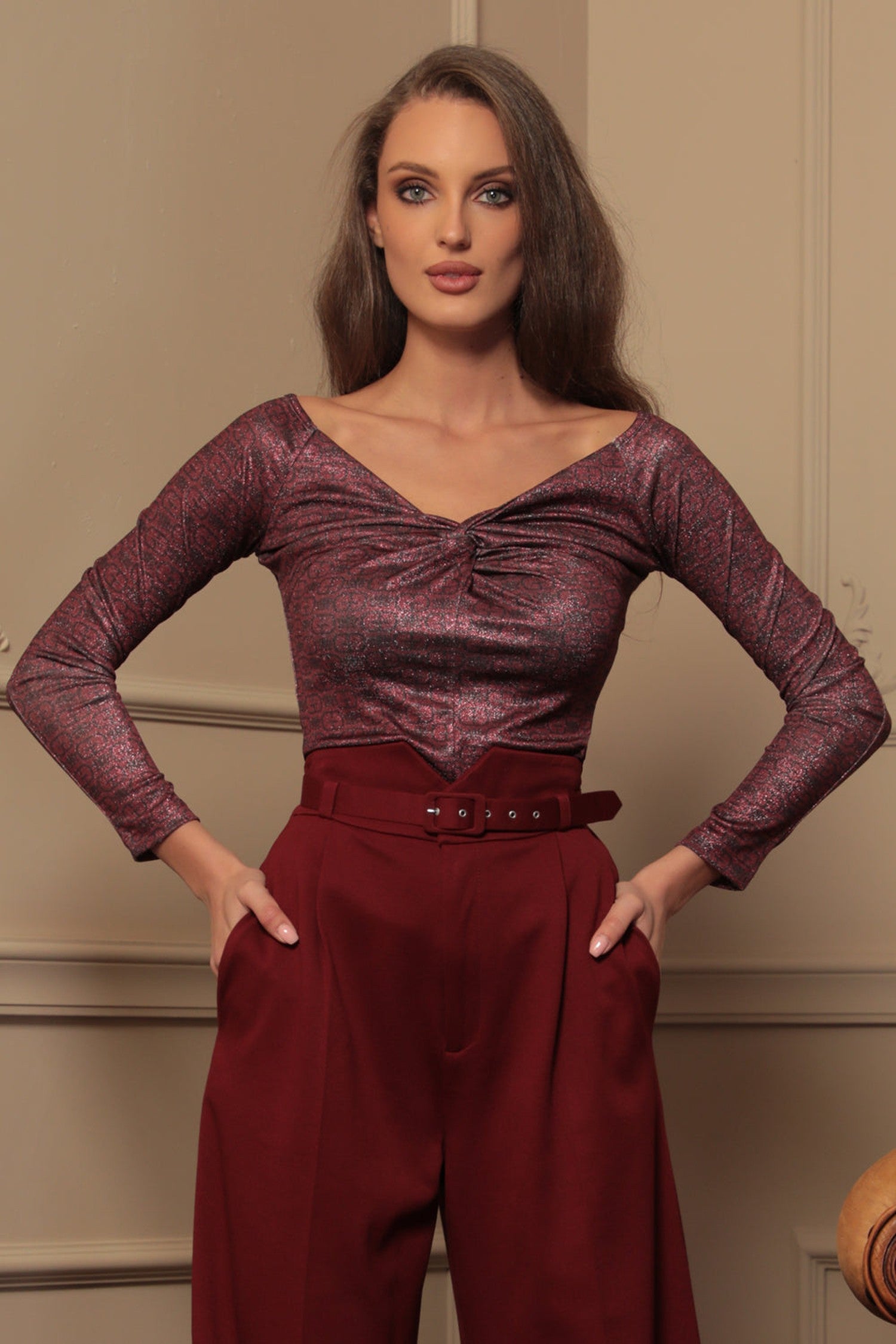 CEINTURE EN BOURGOGNE - ESSENTIELS