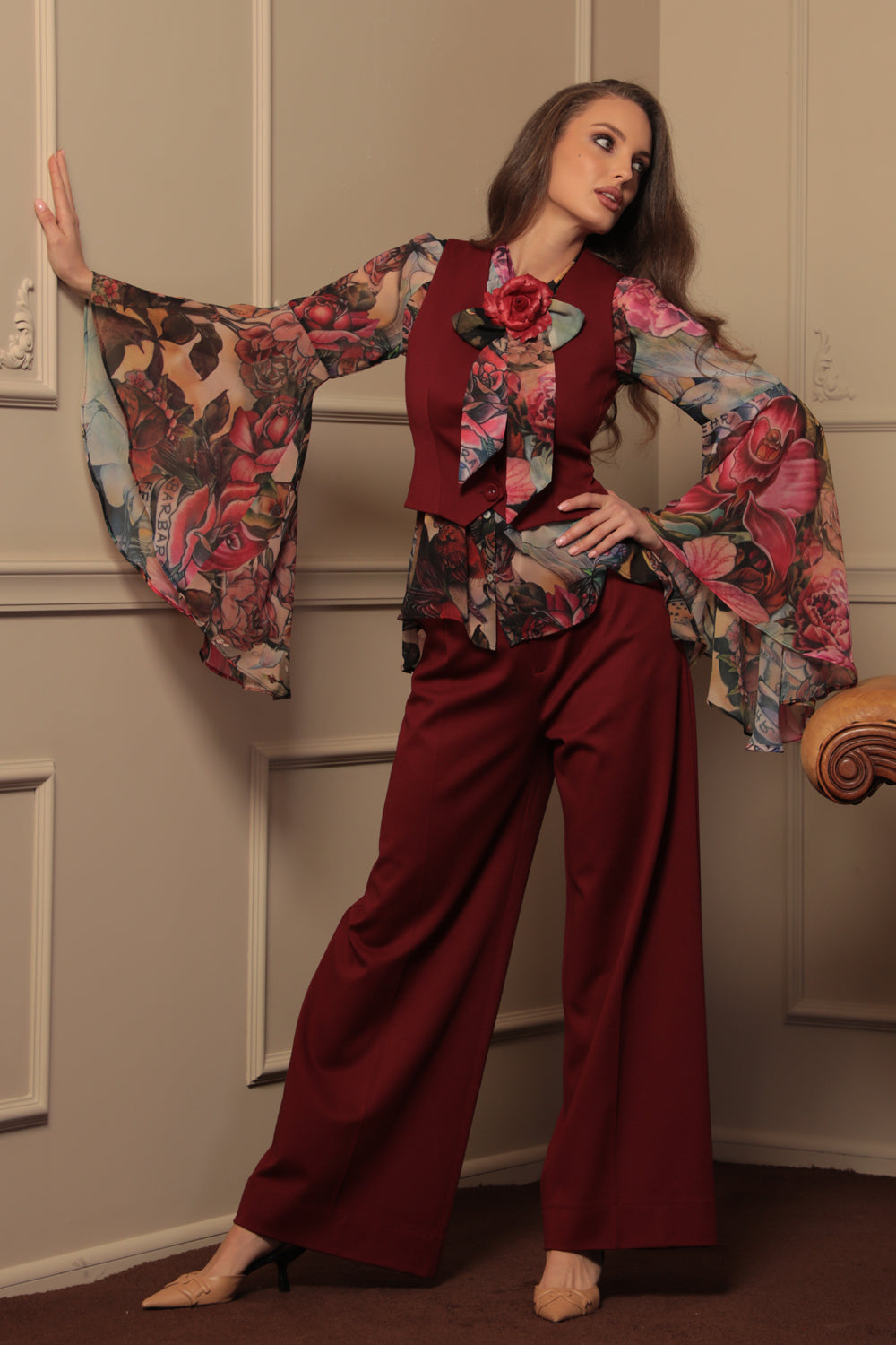 VISCOSE BLEND VEST IN BURGUNDY - ESSENTIALS