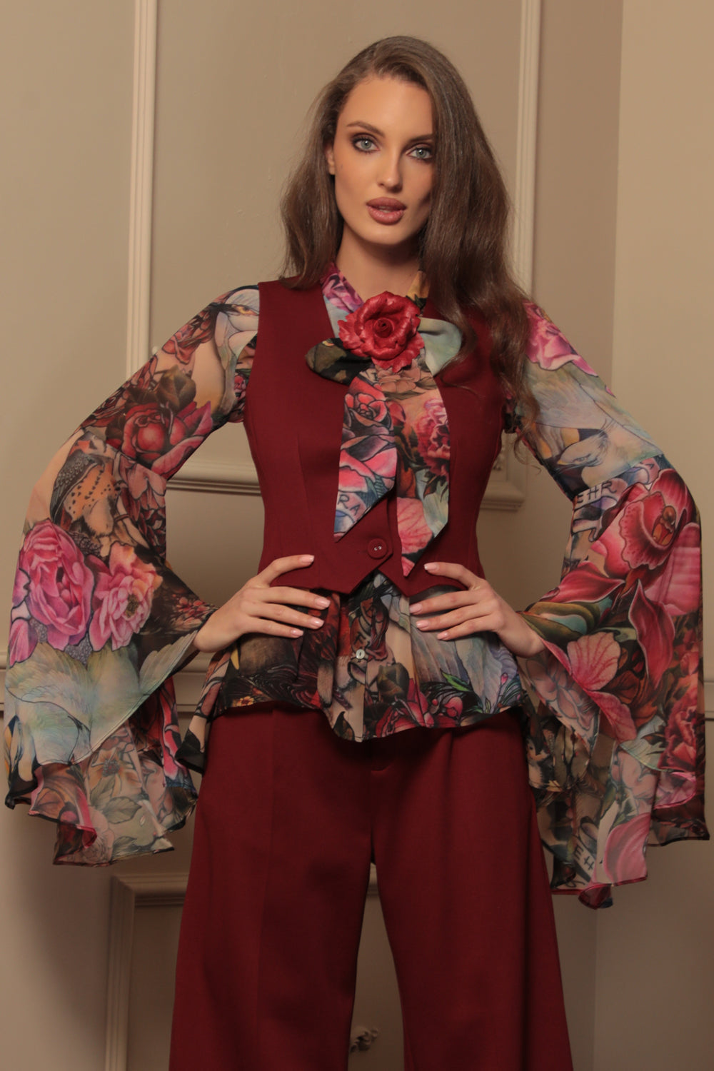 VISCOSE BLEND VEST IN BURGUNDY - ESSENTIALS