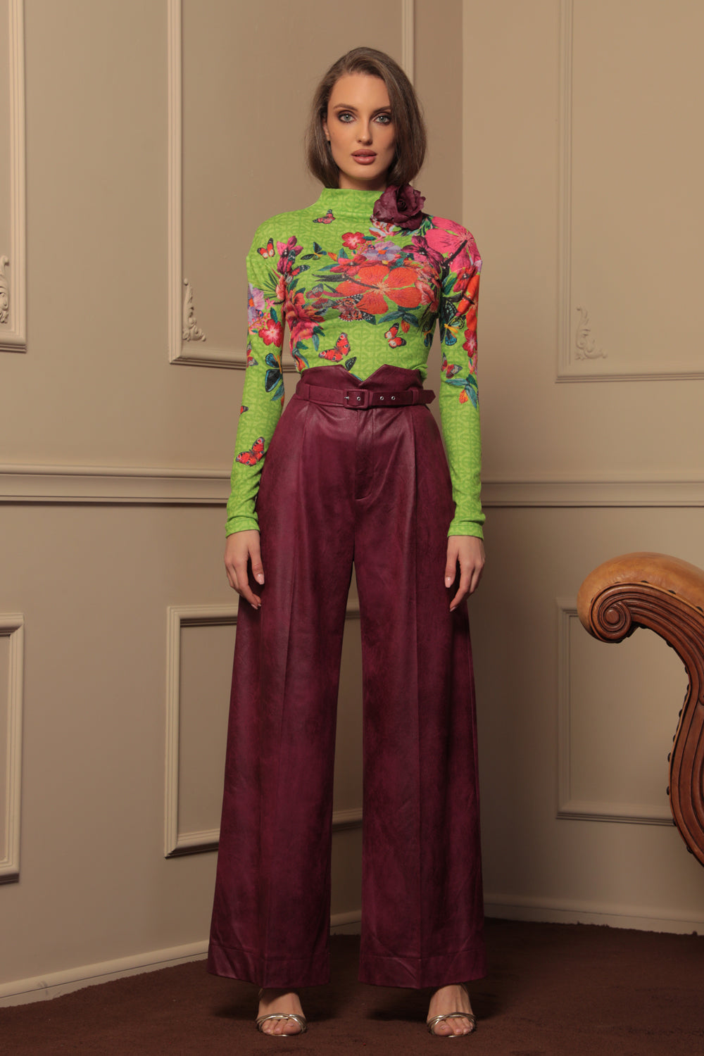 KNITTED TURTLENECK BLOUSE WITH HIGH NECK - ACID GREEN LOGO JIORO  ПОЛО БЛУЗА ОТ ПЛЕТИВО С ВИСОКА ЯКА – ACID GREEN LOGO JIORO