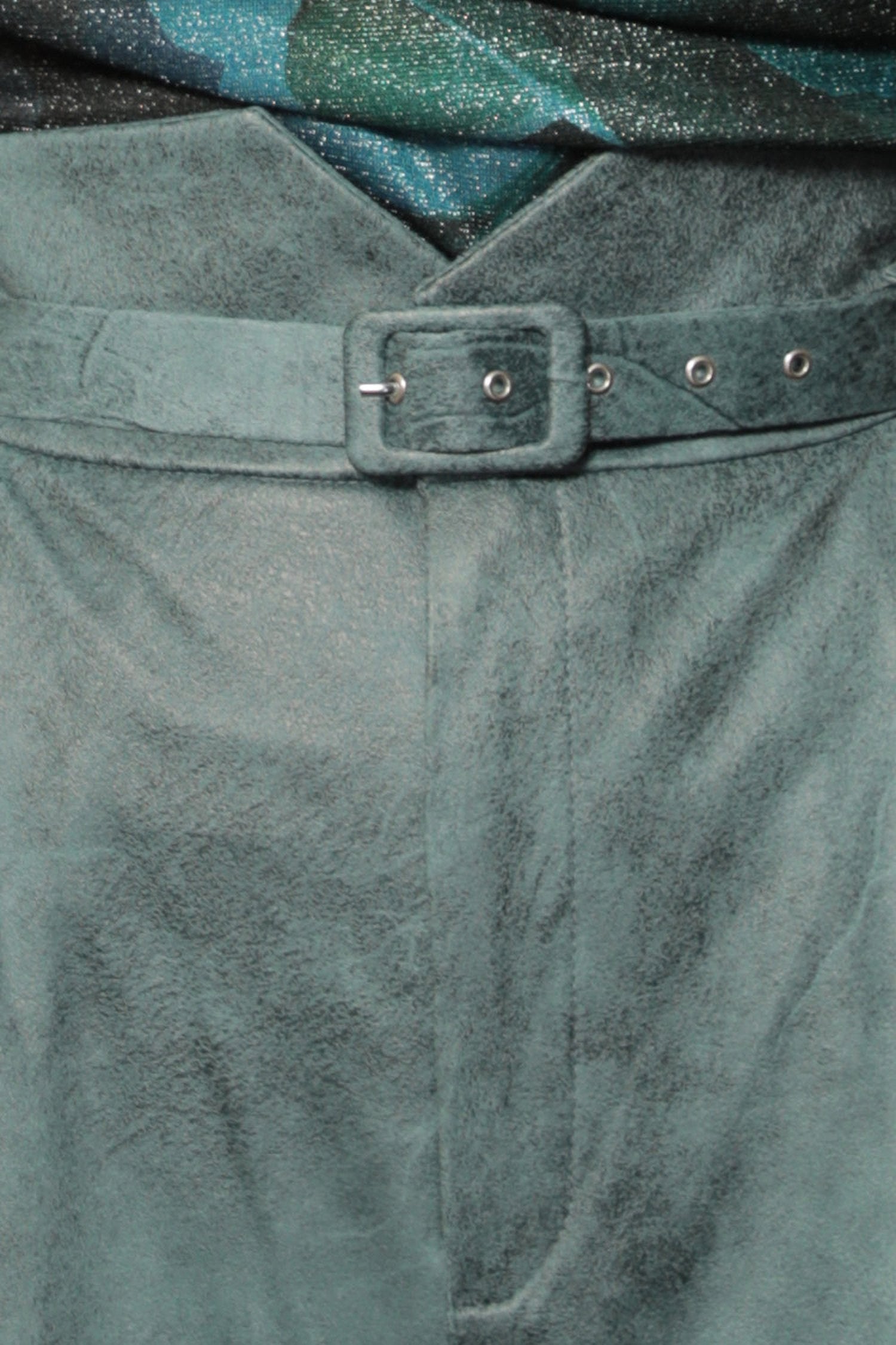 CEINTURE EN BLEU - ESSENTIELS