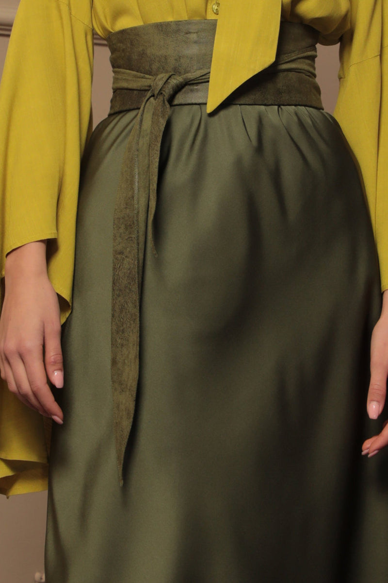 CEINTURE STYLE ENROULÉ - IMITATION DAIM EN VERT OLIVE - ESSENTIELS