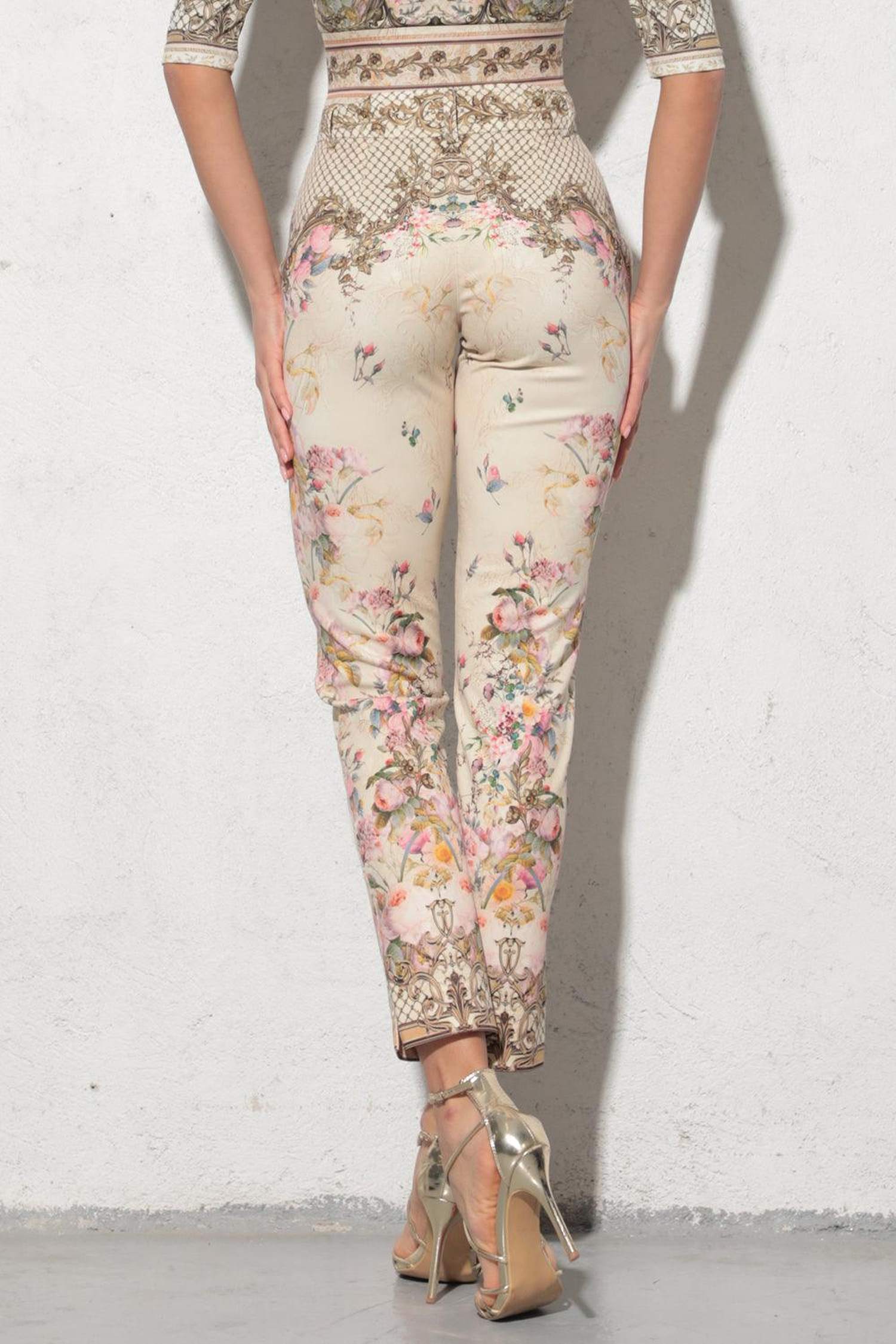 PANTALONS CLASSIQUES - FLEURS BAROQUES