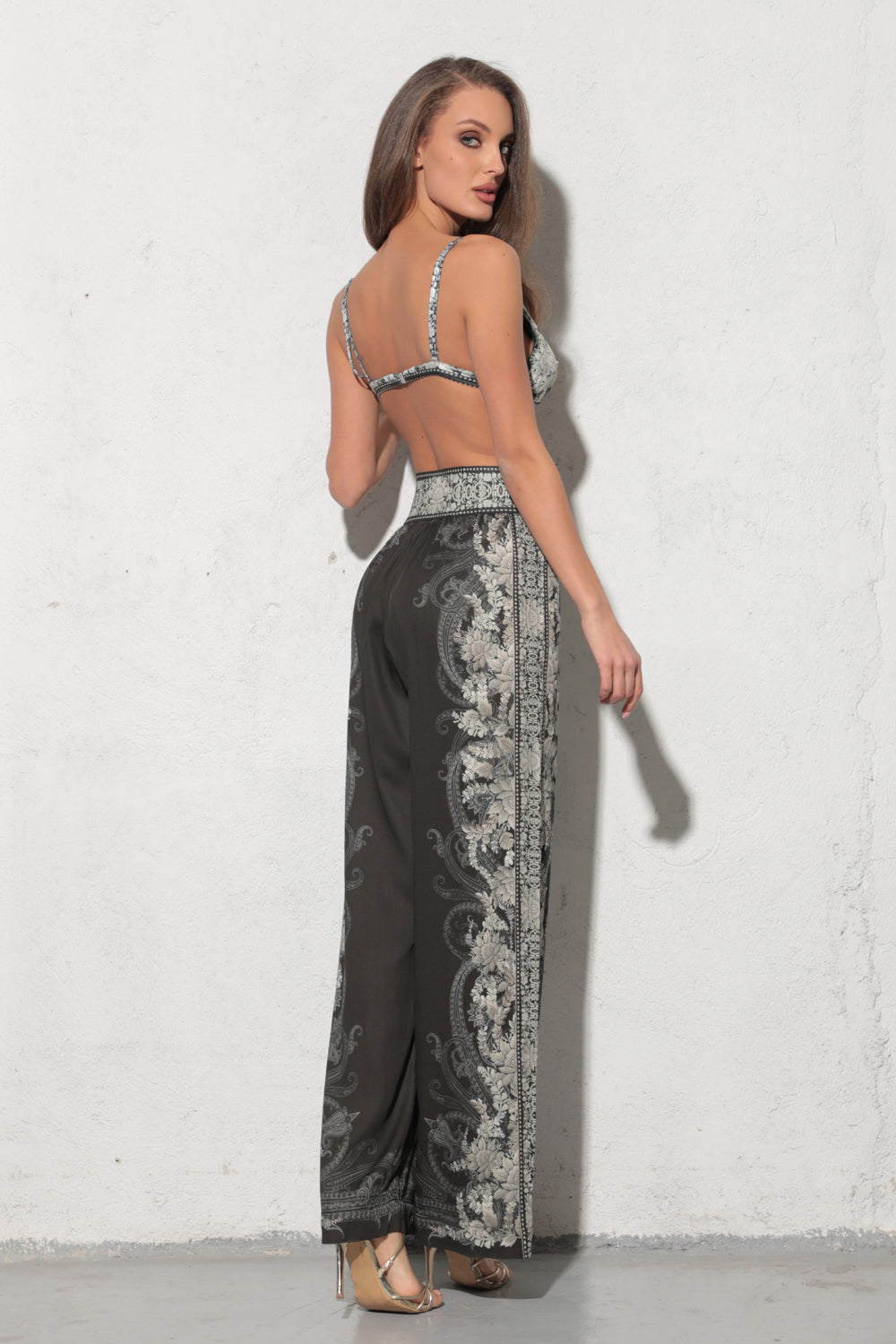 PANTALON LARGE EN VISCOSE AVEC TAILLE ÉLASTIQUE – LOTUS GELÉ