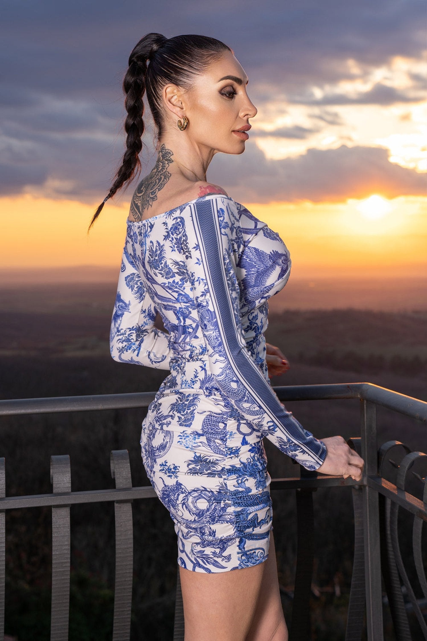 Robe avec nœud frontal et fronces - Asia Sky