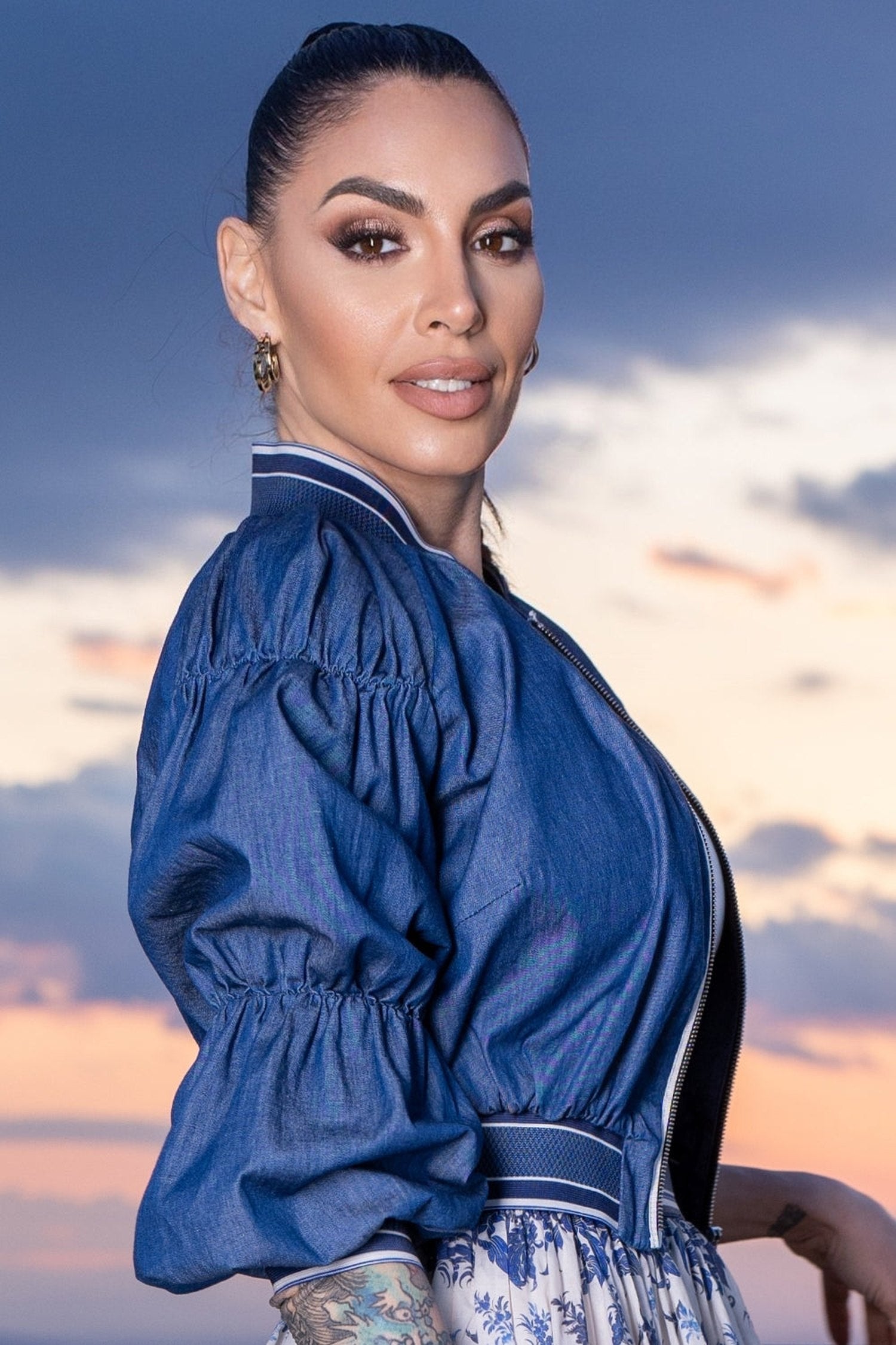 VESTE BOMBER EN JEAN - ESSENTIELS