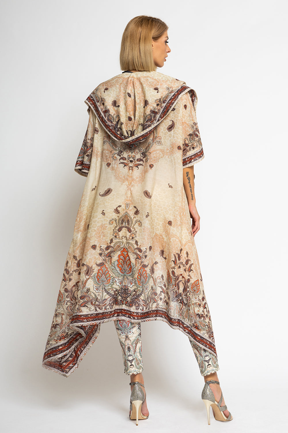 SILK AND COTTON KIMONO WITH HOOD – PAISLEY BEIGE